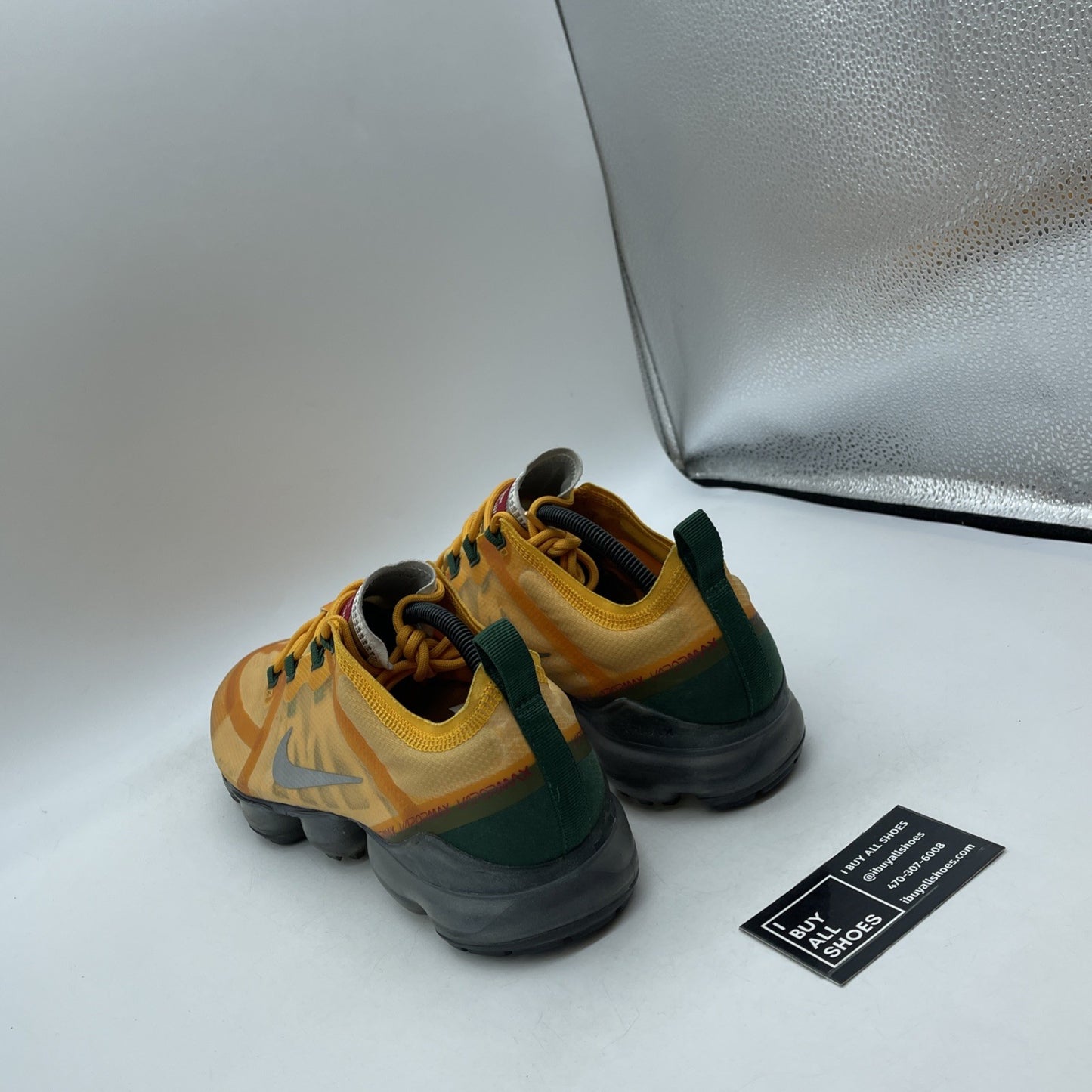 Size 11.5 - Nike Air VaporMax 2019 Canyon Gold (AR6631-700)