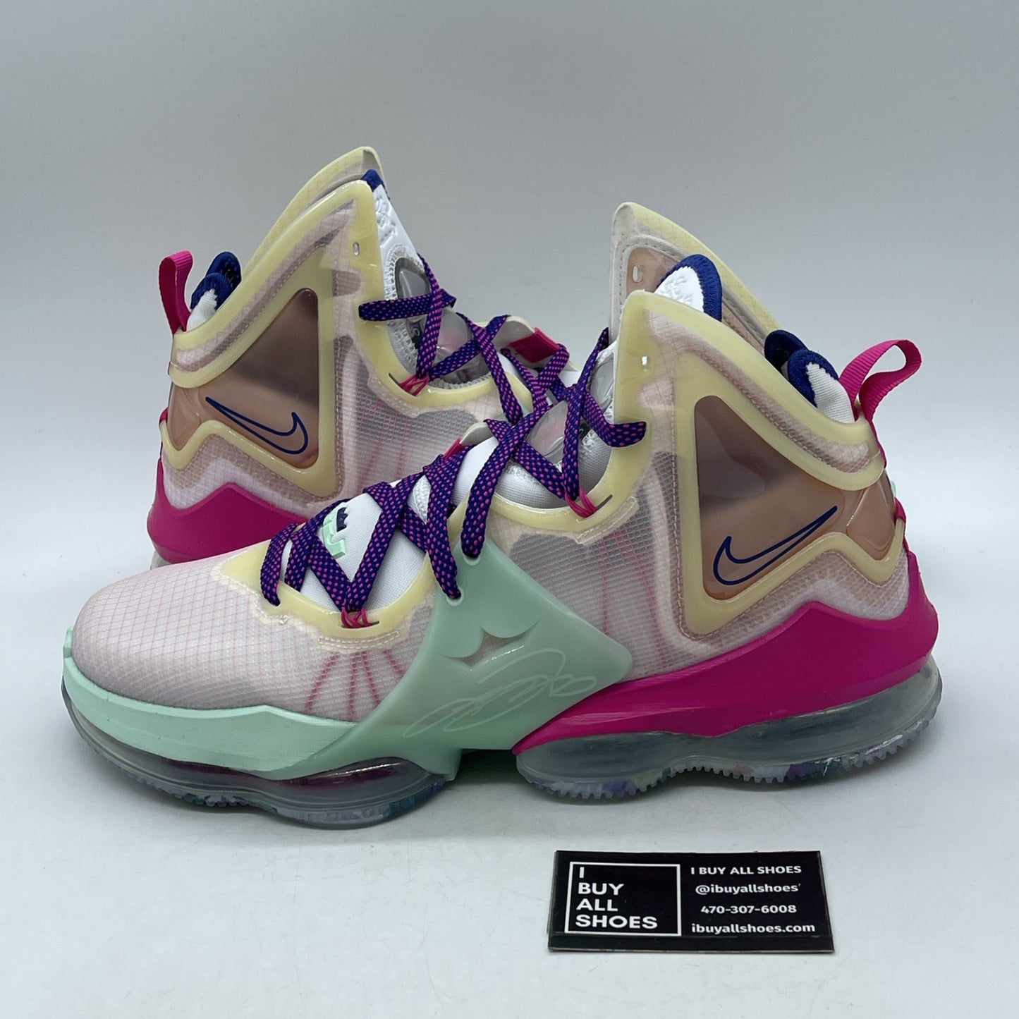 Size 12.5 - Nike LeBron 19 Valentine's Day (DH8459-900)
