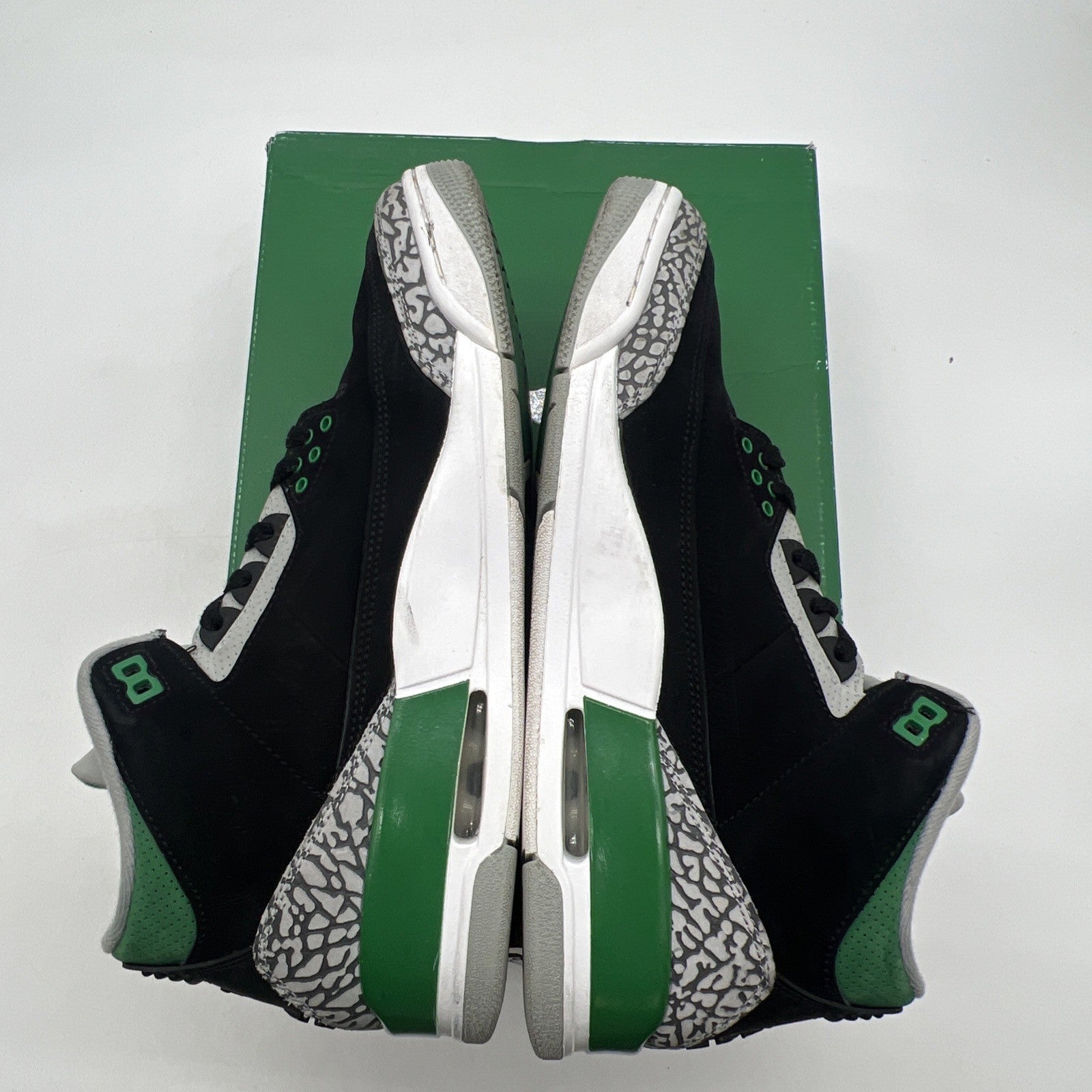 Size 11 - Air Jordan 3 Retro Mid Pine Green (CT8532-030)