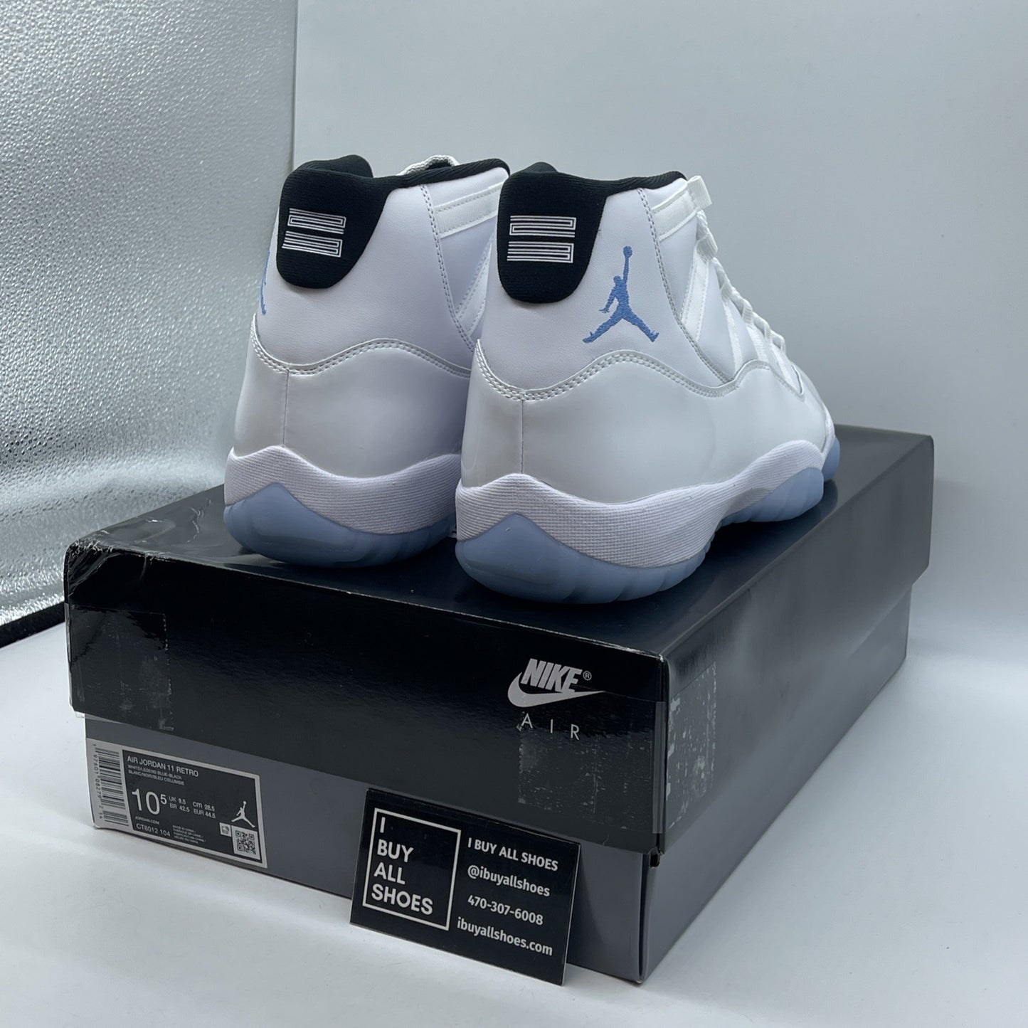 Size 10.5 - Air Jordan 11 Retro 2024 Legend Blue / Columbia White (CT8012-104)