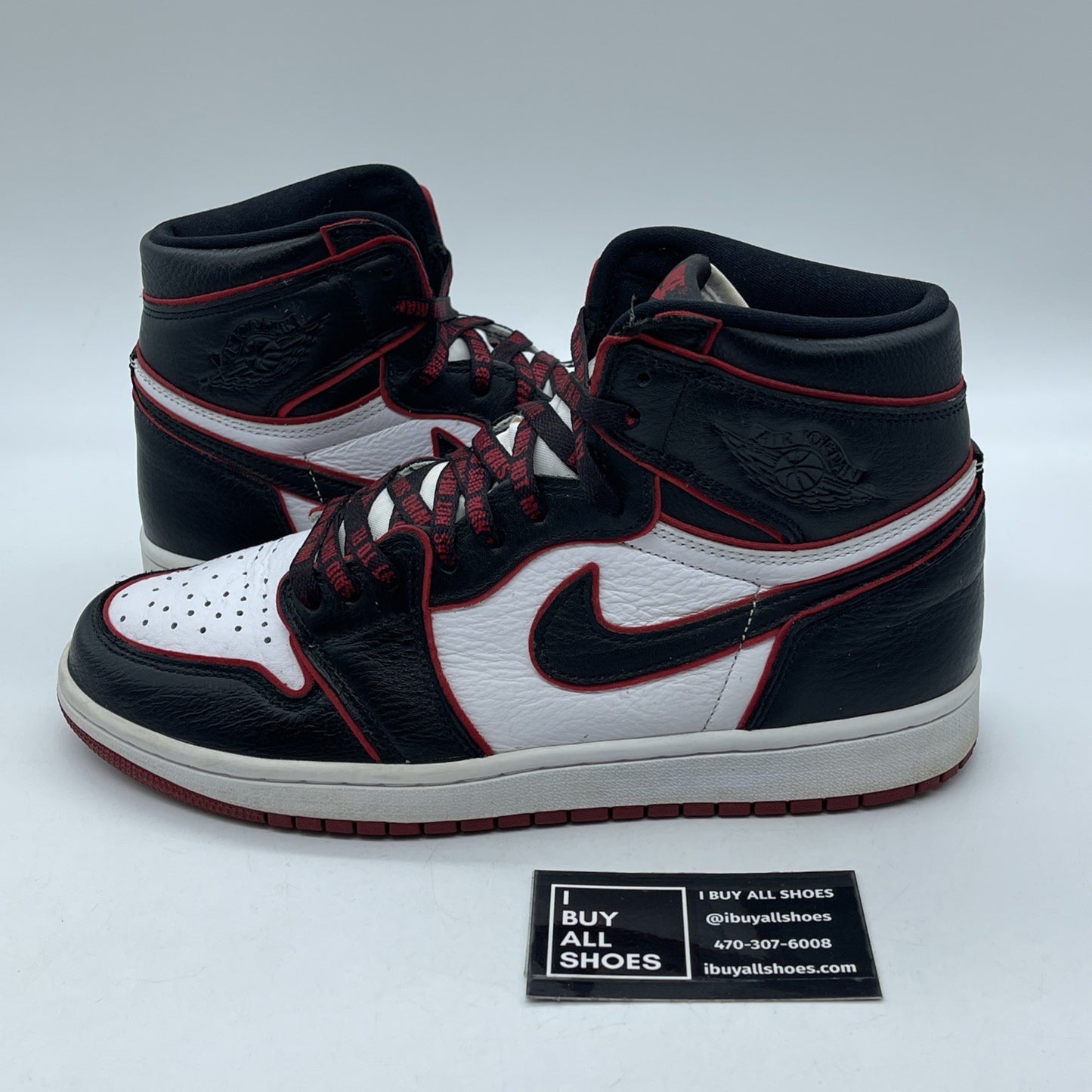 Size 9.5 - Jordan 1 Retro High OG Bloodline Black White Leather (555088-062)