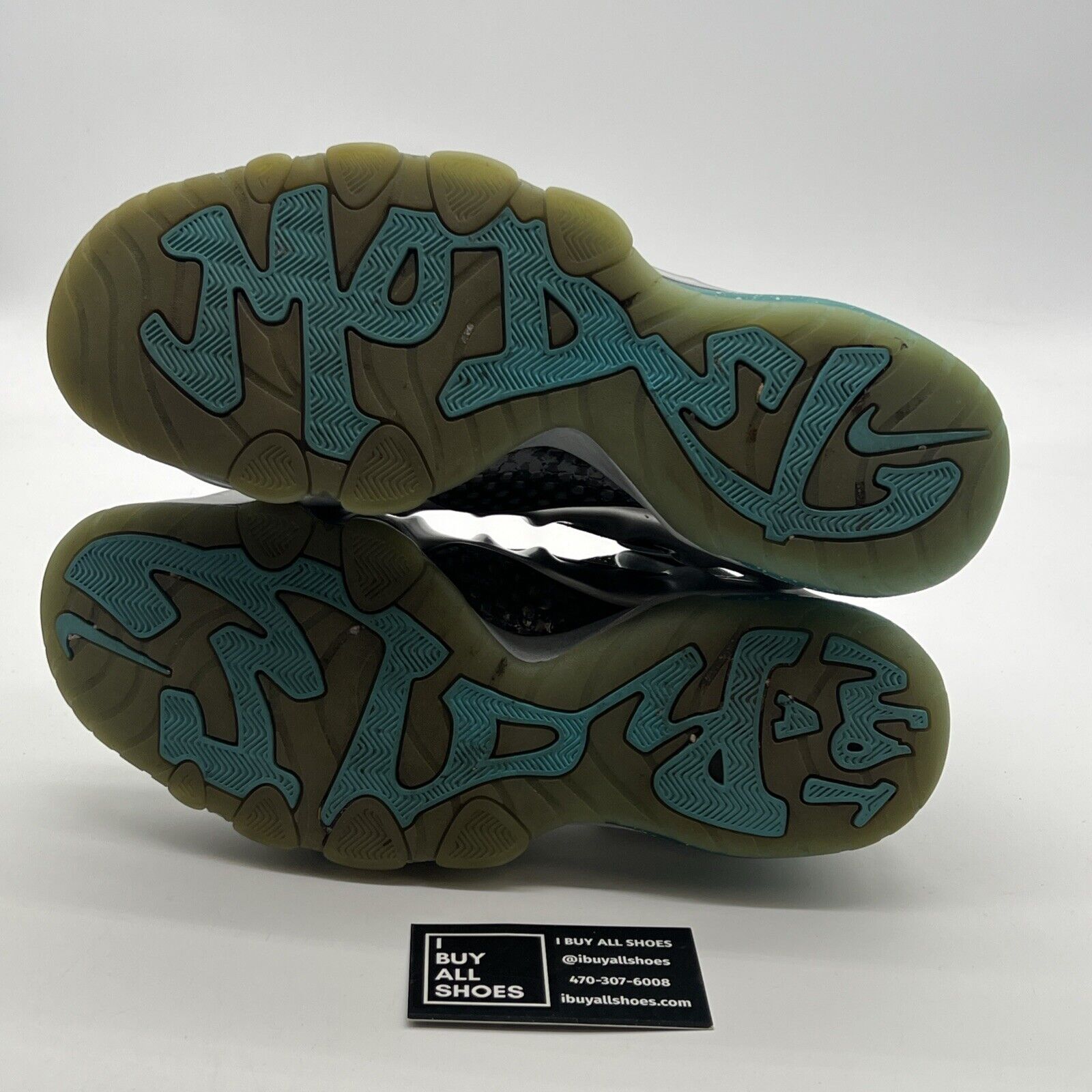 Size 9.5 - Nike Barkley Posite Max Splatter (555097-040)