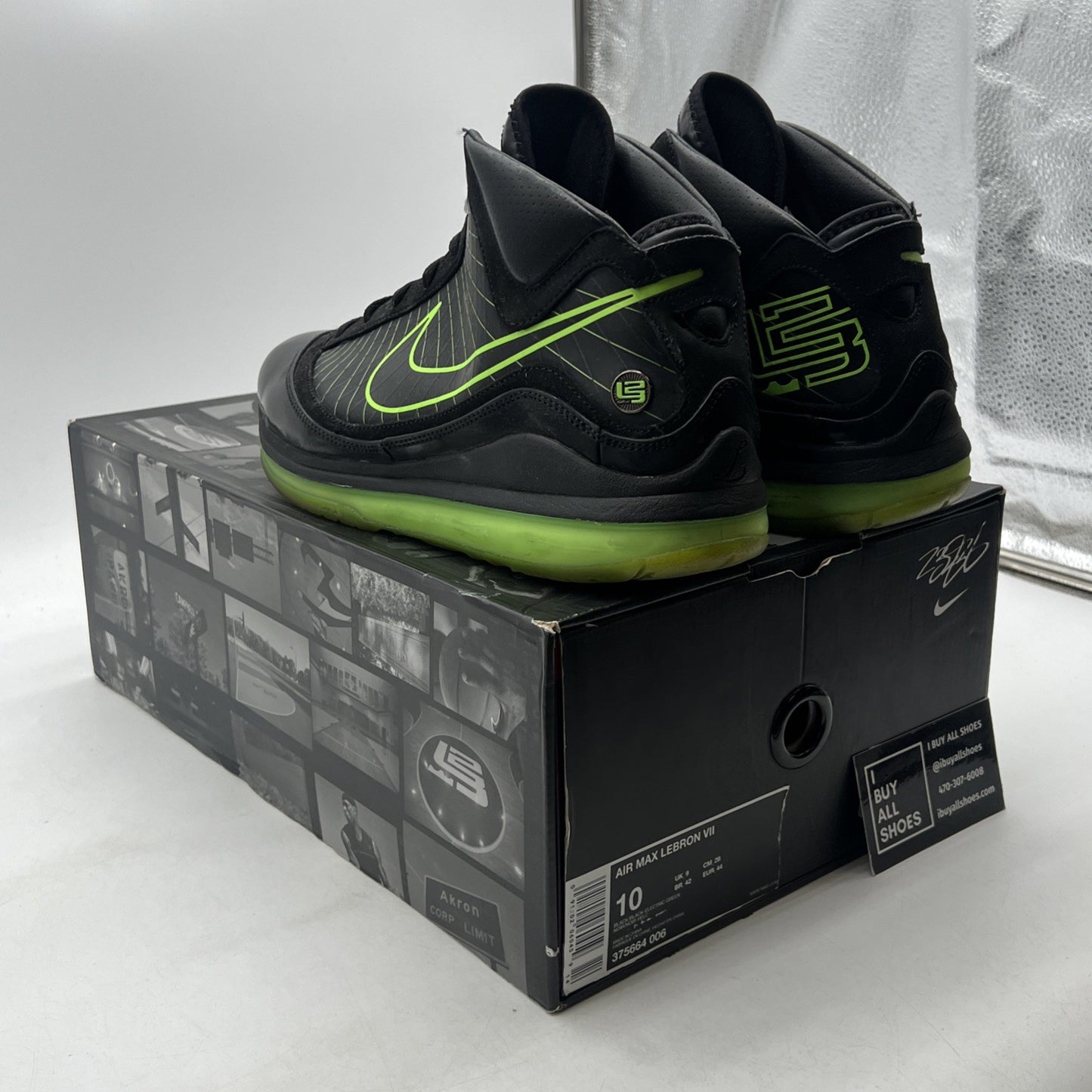 Size 10 - Nike Air Max LeBron 7 Dunkman (375664-006)