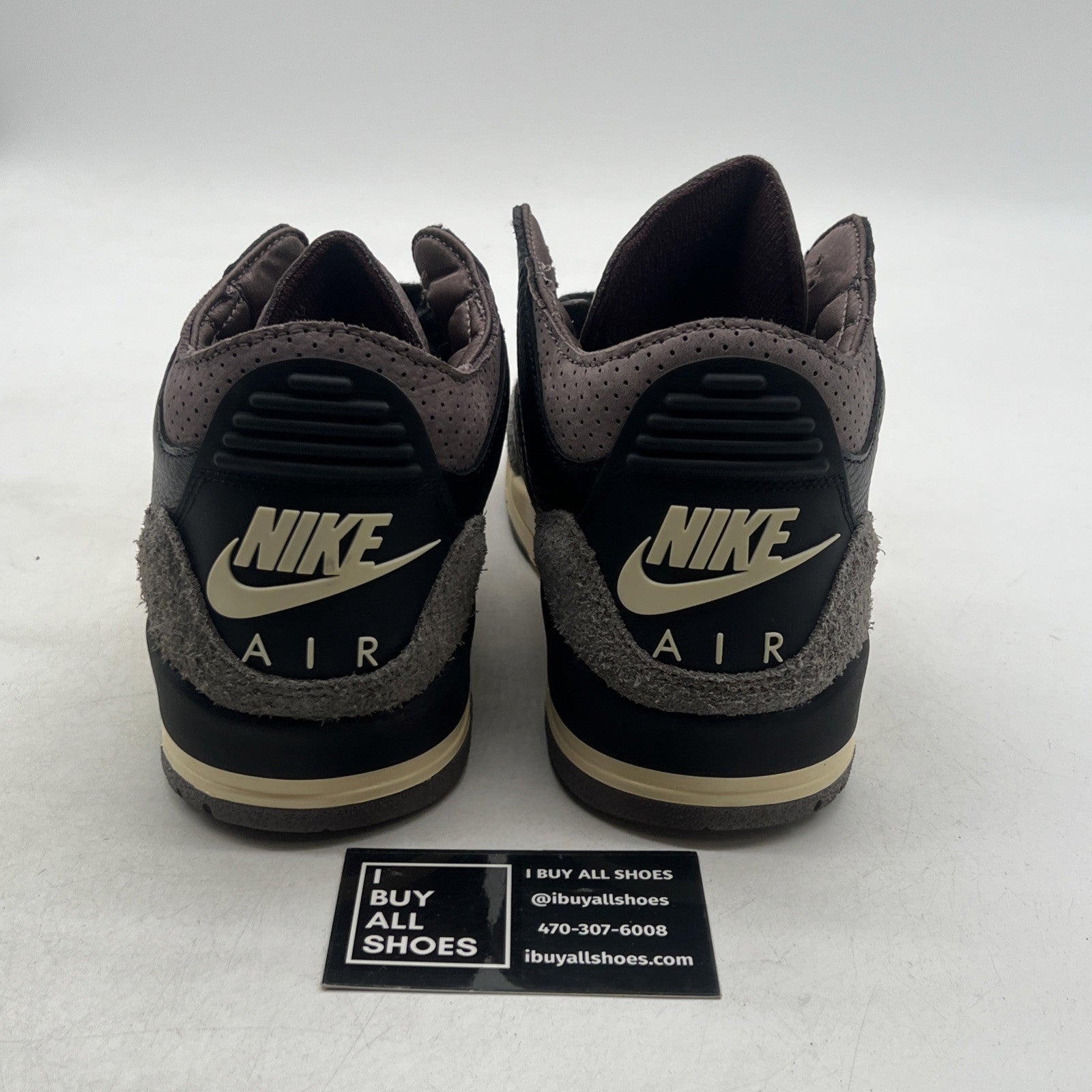 Size 10.5 - A Ma Maniére x Air Jordan 3 Retro While You Were Sleeping W