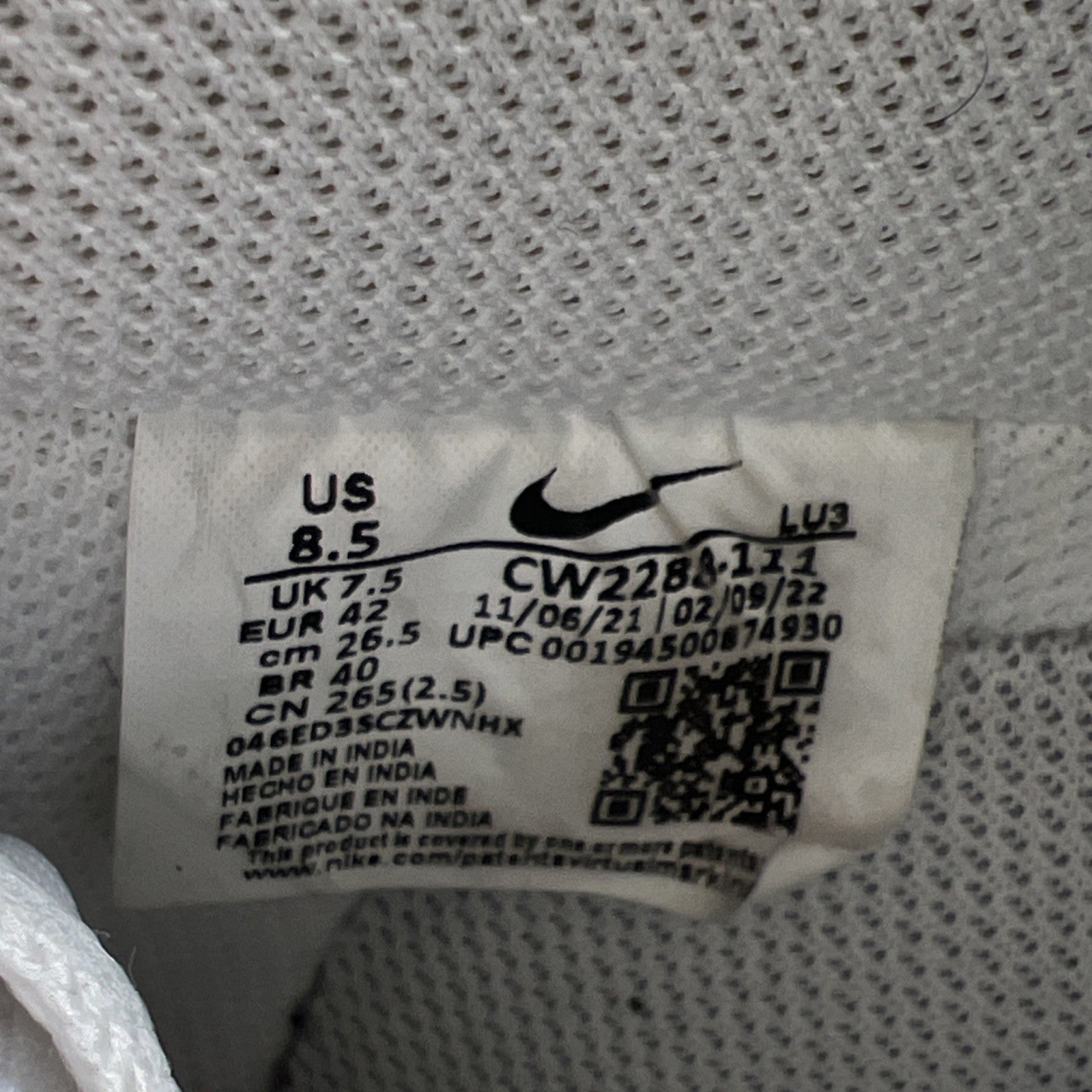 Size 8.5 - Nike Air Force 1 '07 Low Triple White (CW2288-111)
