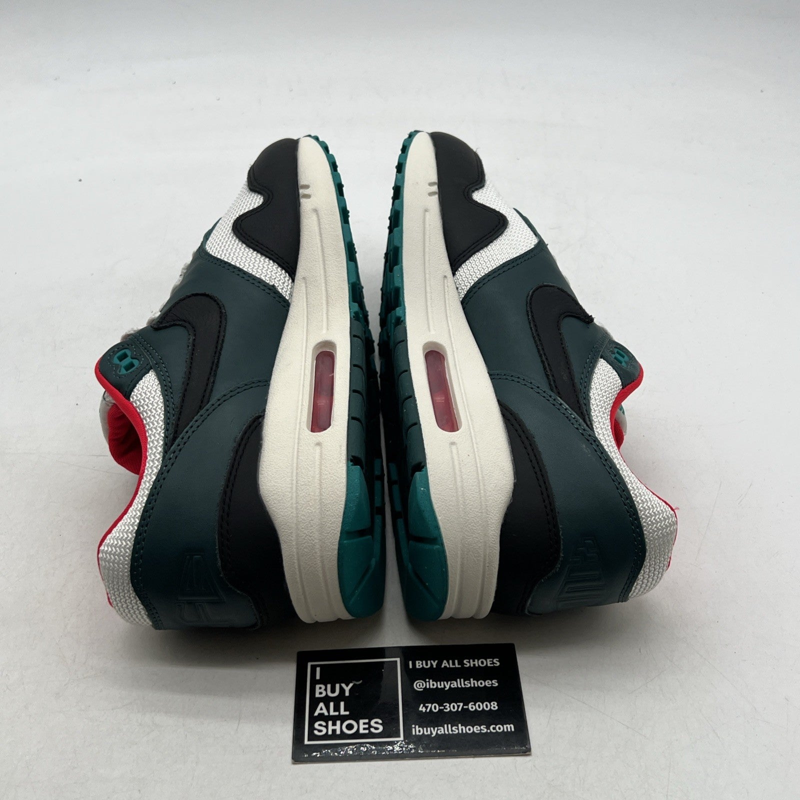Size 8.5 - Nike LeBron James x Liverpool F.C. x Air Max 1 Third Kit (FB8914-100)