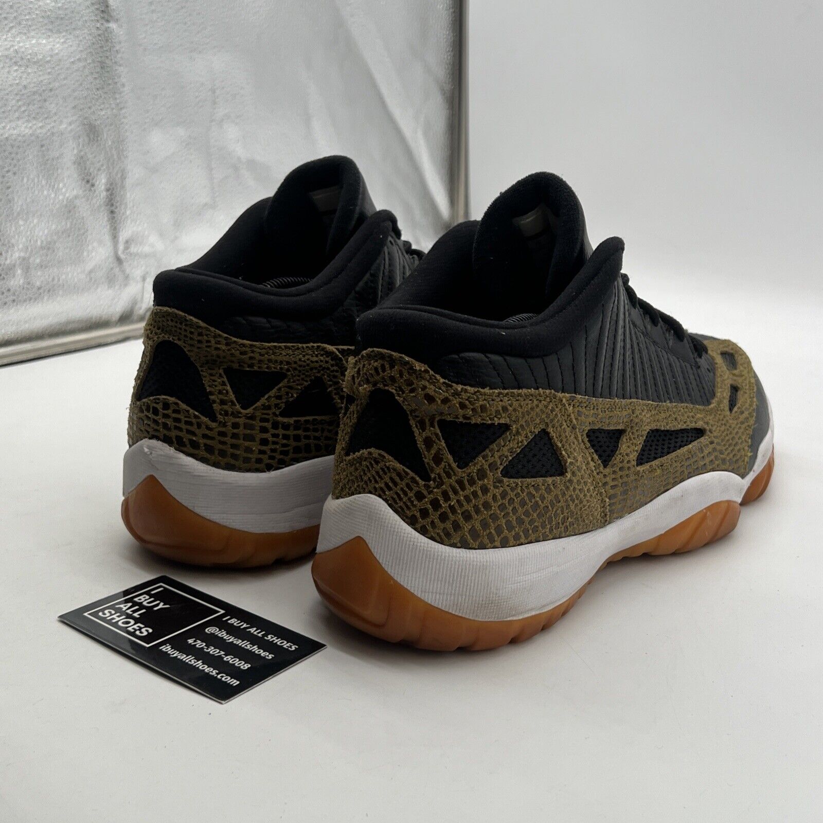 Size 12 - Air Jordan 11 IE Low Croc (306008-013)