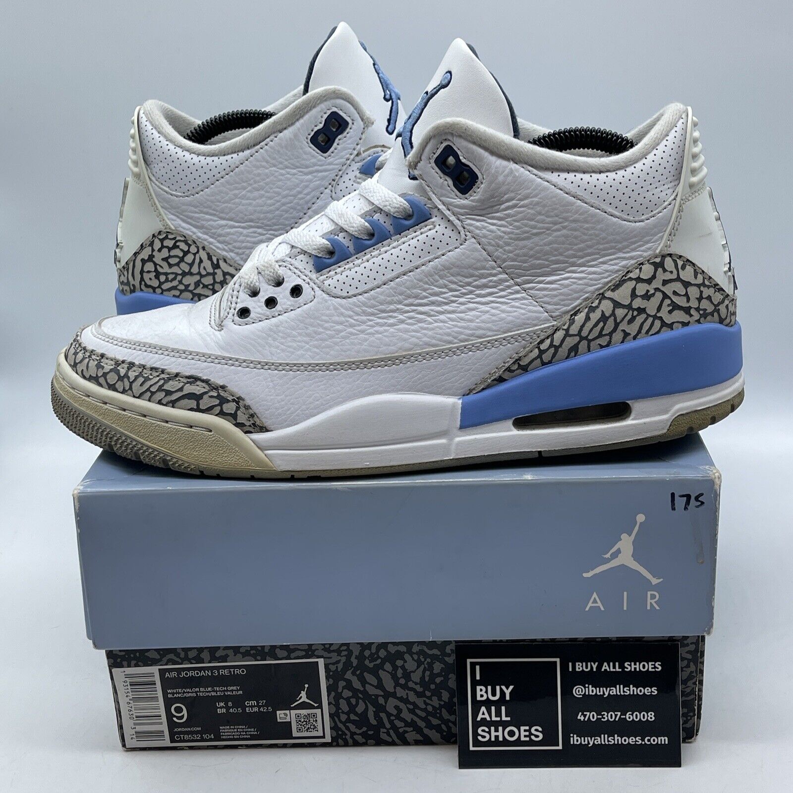 Size 9 - Jordan 3 Retro Mid UNC