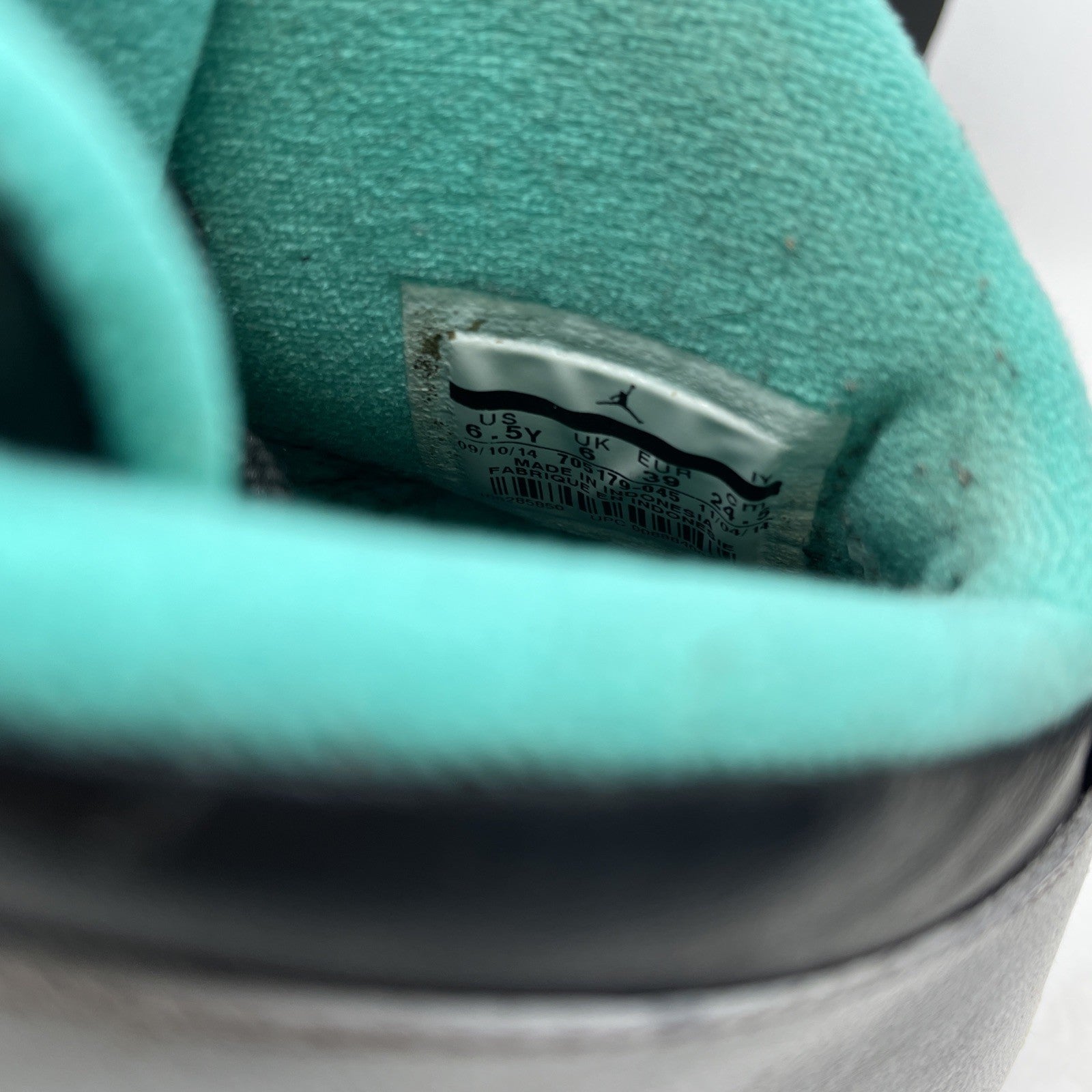 Size 6.5Y - Air Jordan 10 Retro Lady Liberty (705179-045)