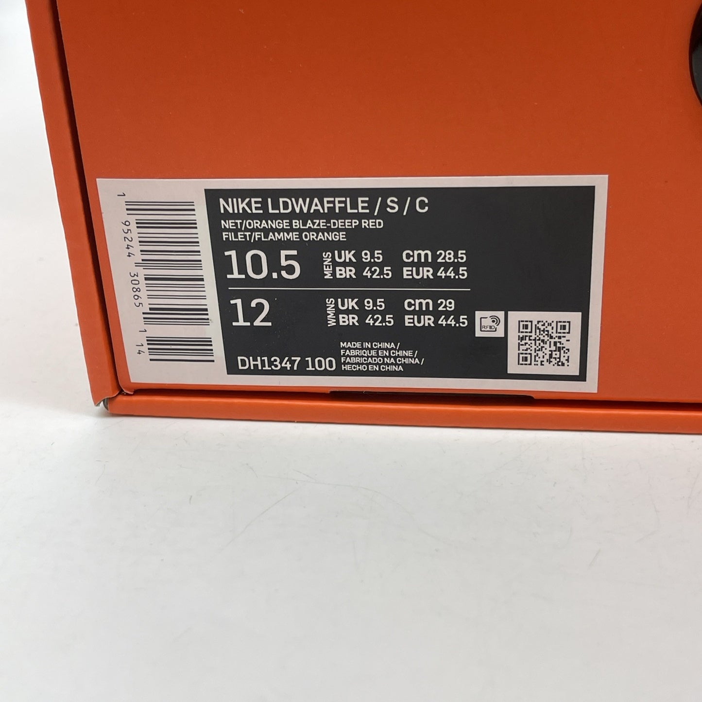 Size 10.5 - Nike sacai x Clot x LDWaffle Net Orange Blaze Suede (DH1347-100)