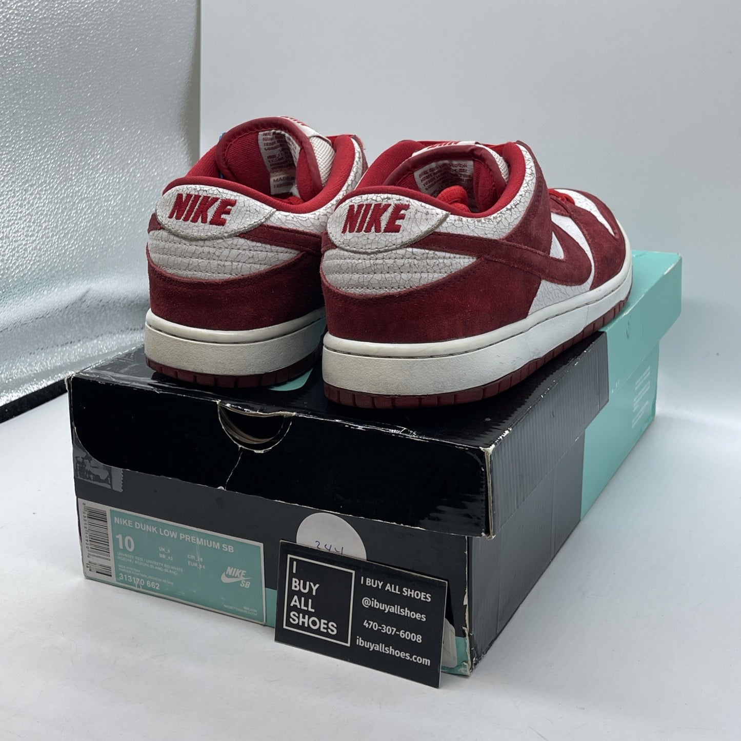Size 10 - Nike Dunk Premium SB Low Valentine's Day 2014 Suede (313170-662)