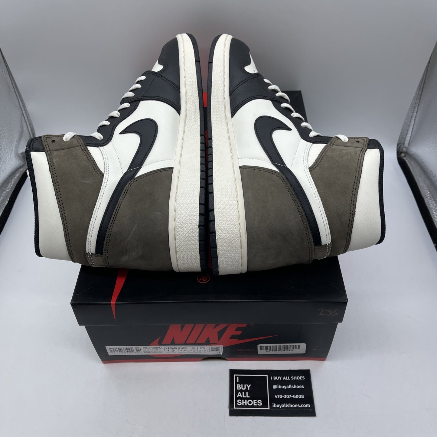 Size 13 - Jordan 1 Retro OG High Dark Mocha Brown Black Leather (555088-105)