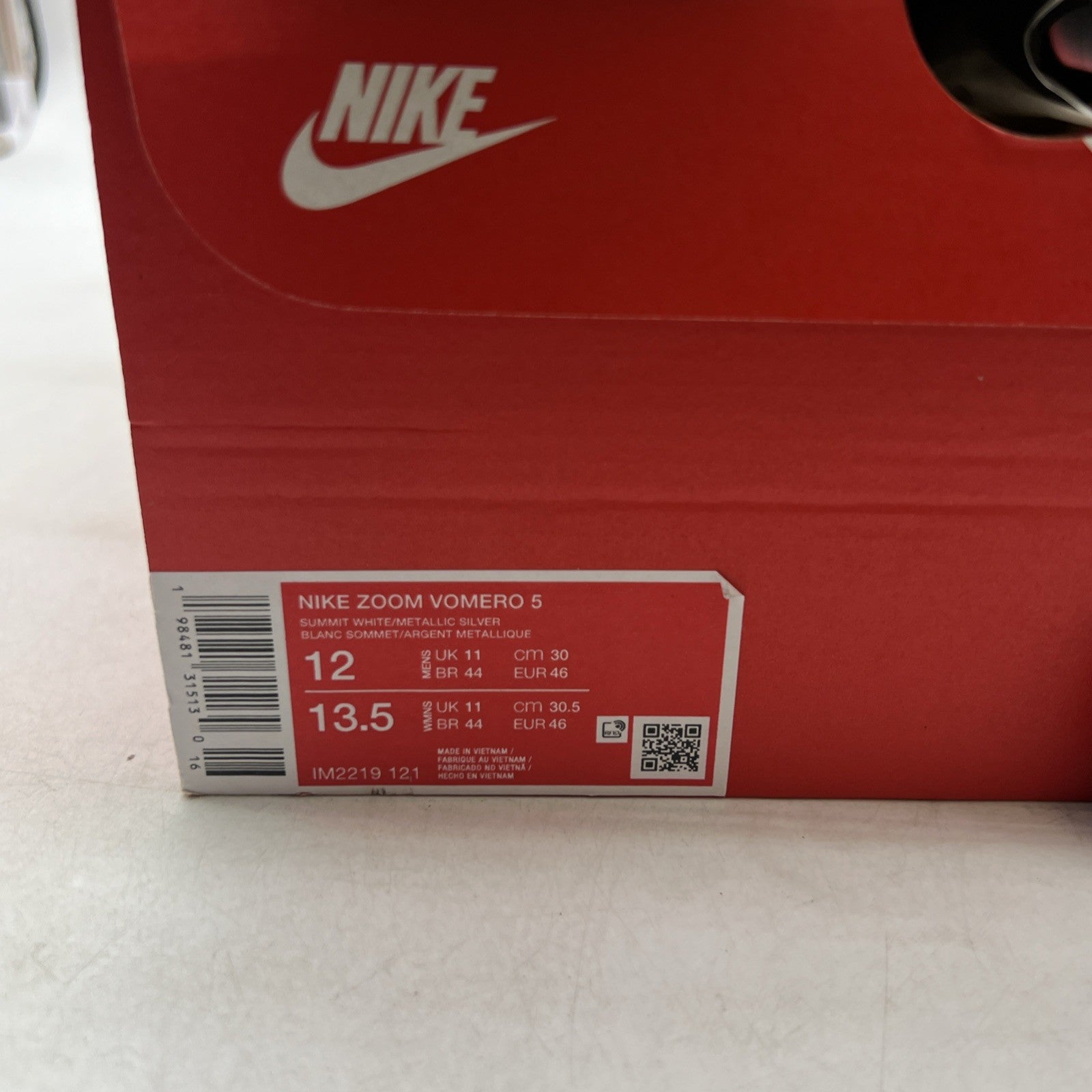 Size 12 - Nike Air Zoom Vomero 5 Summit White Metallic Silver (IM2219-121)