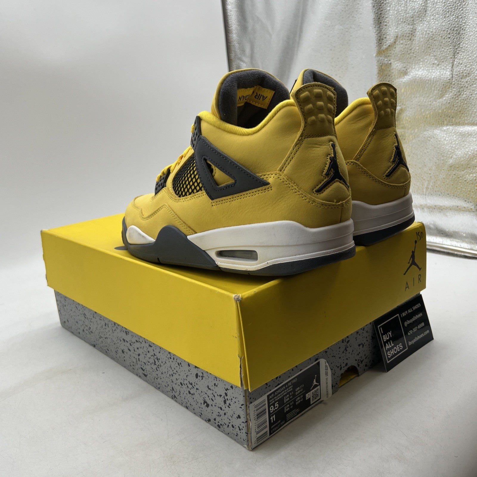 Size 9.5 - Air Jordan 4 Retro Mid Lightning (CT8527-700)