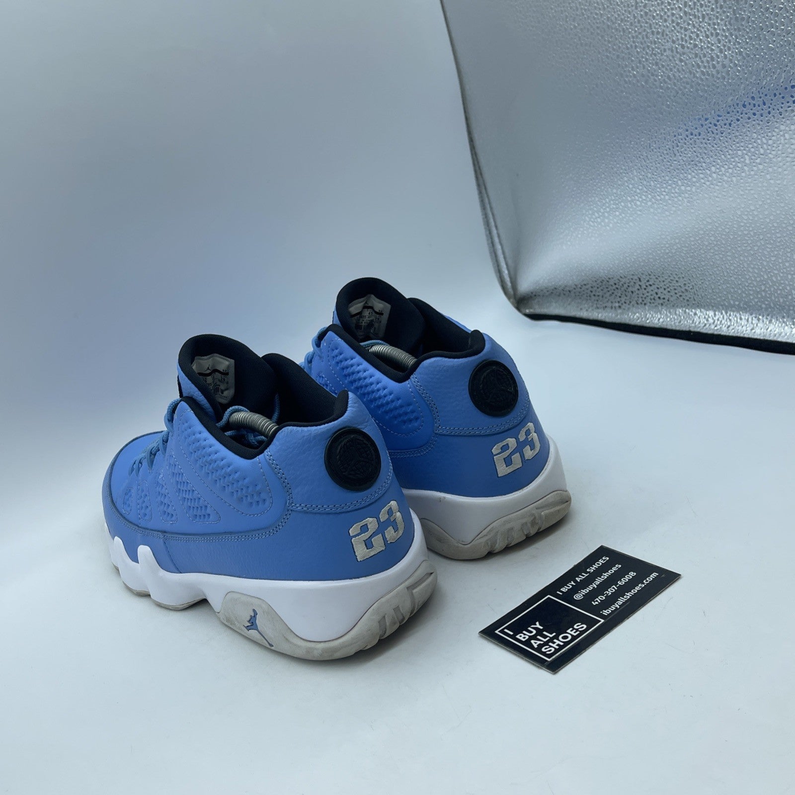 Size 11 - Air Jordan 9 Retro Low Pantone (832822-401)