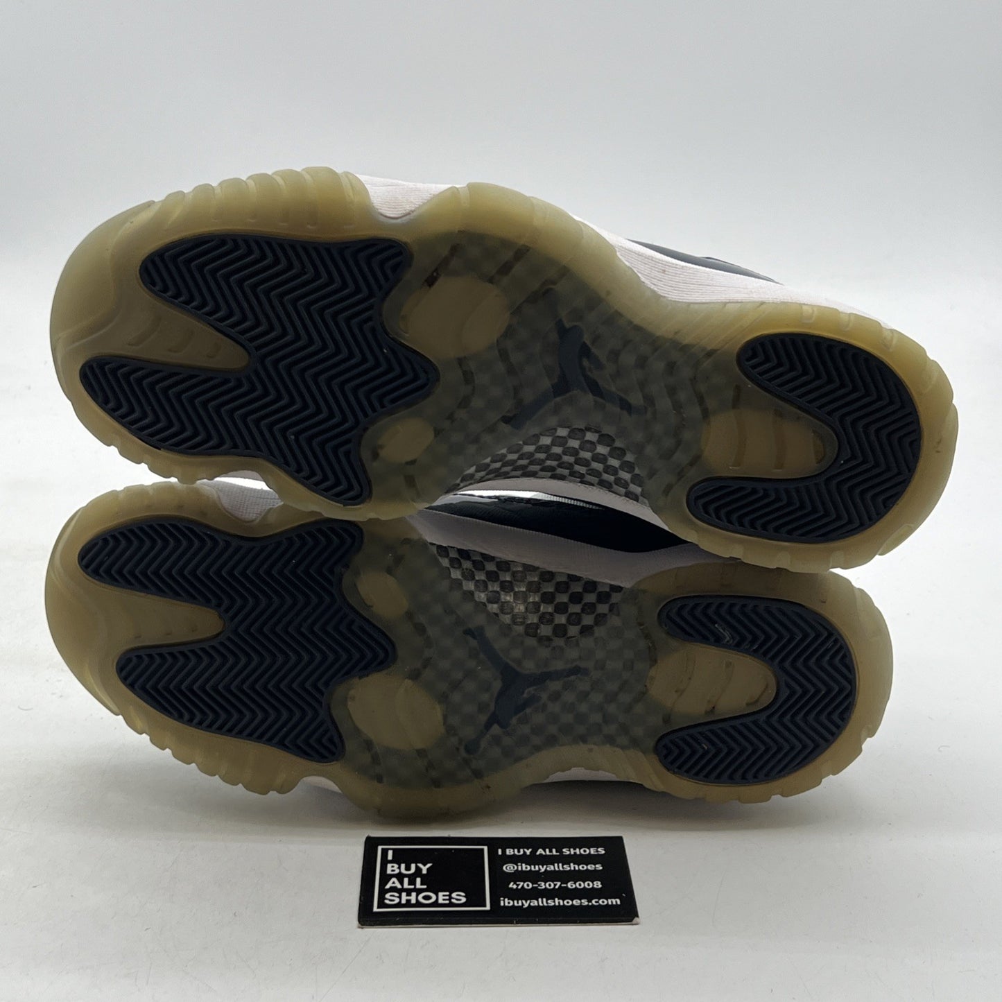 Size 9.5 - Air Jordan 11 Retro Low Georgetown (528895-007)