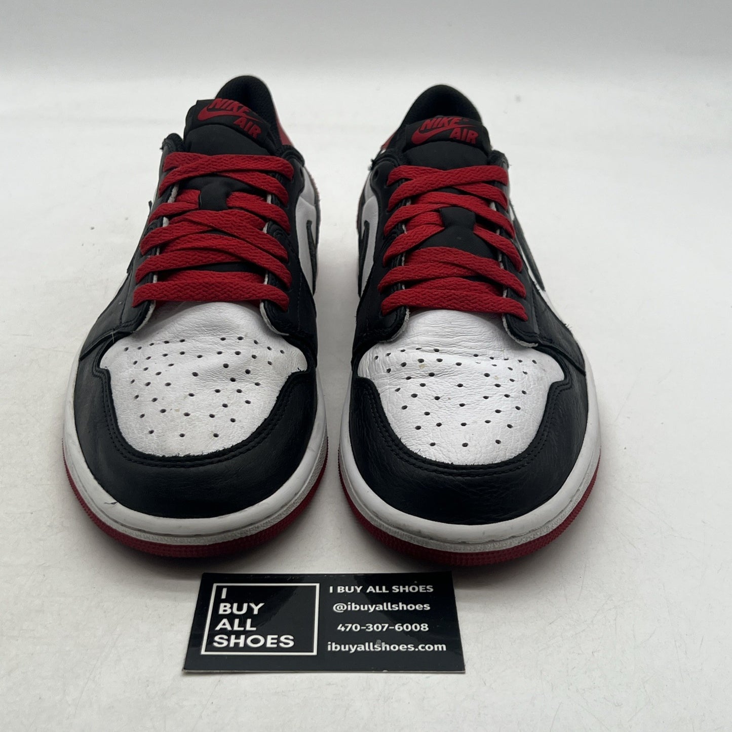 Size 10.5 - Air Jordan 1 Retro OG Low Black Toe (CZ0790-106)