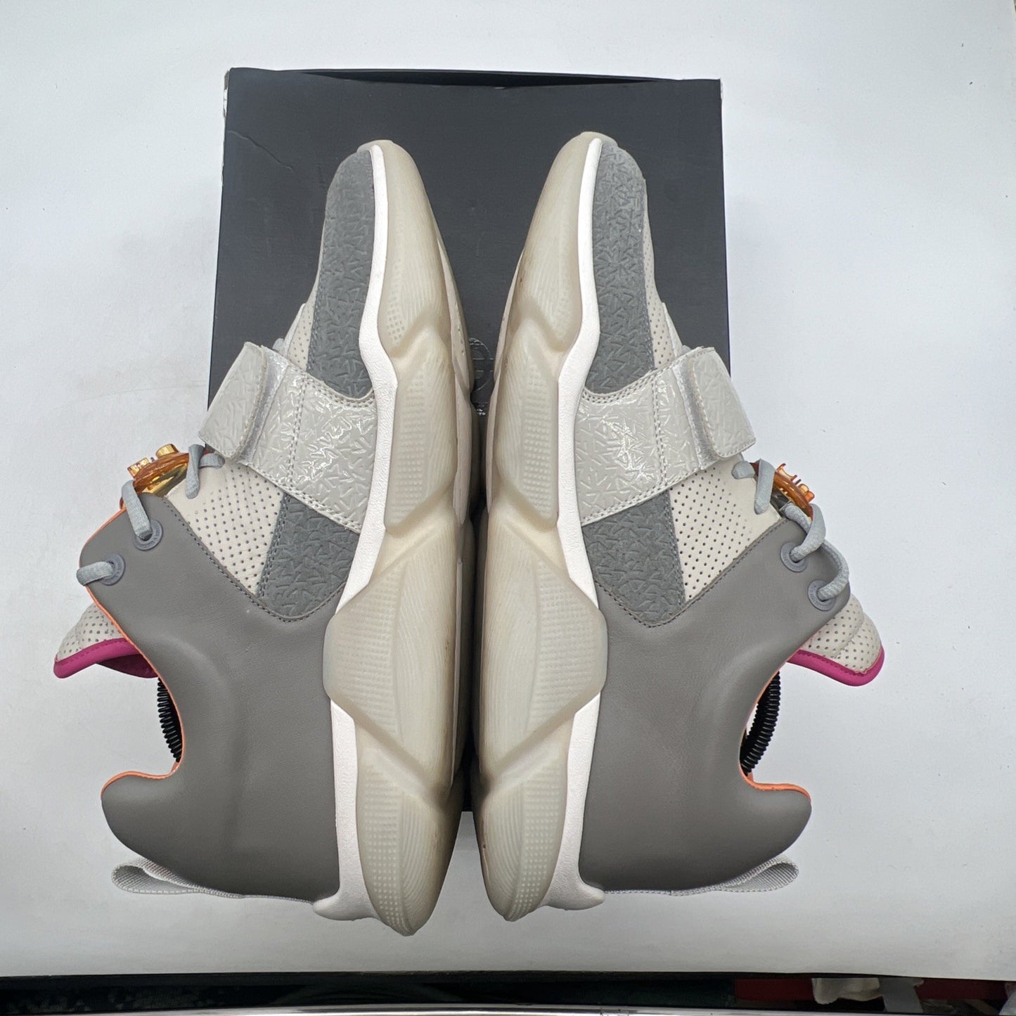Size 12 - Sia Collective VV2 Zen Grey