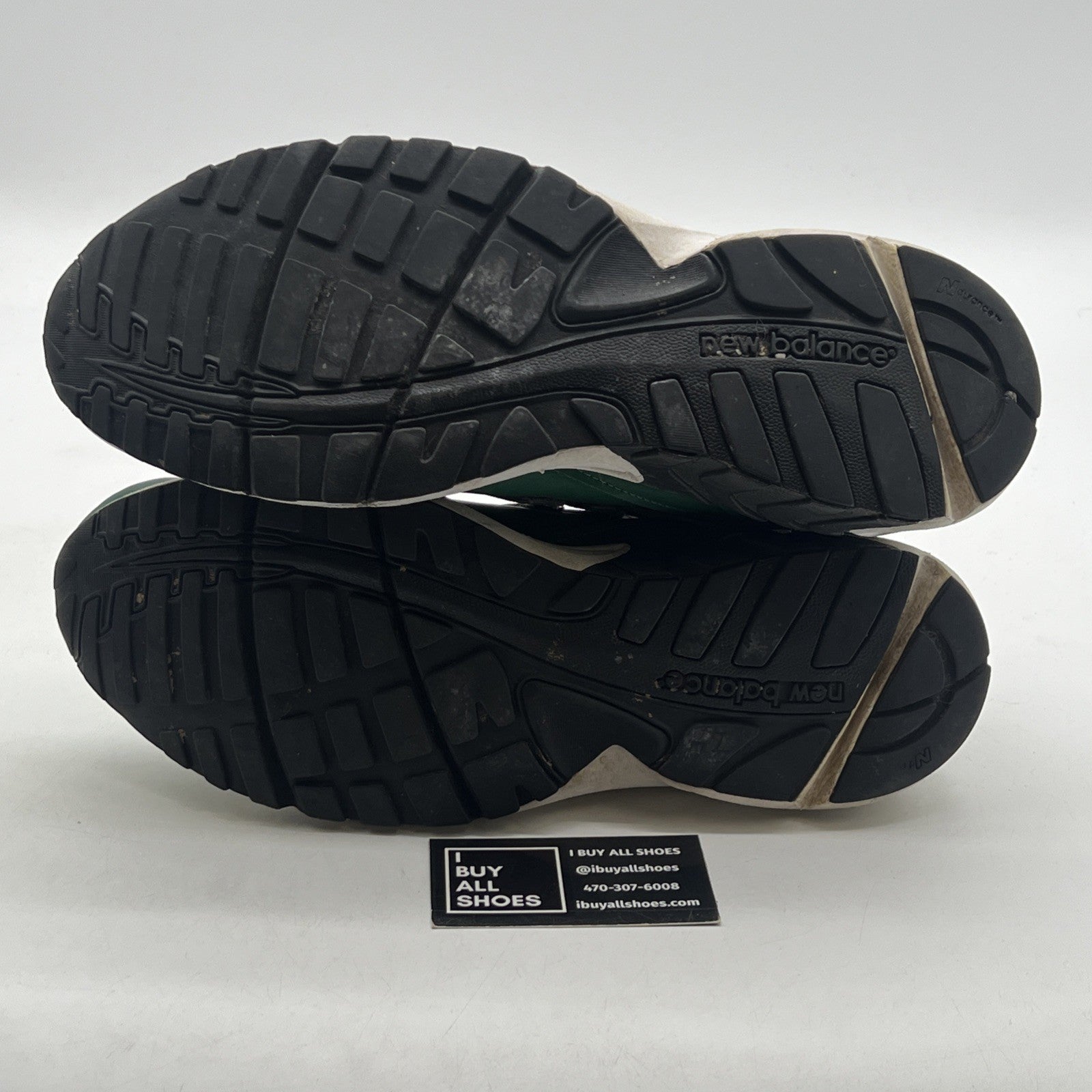 Size 11 - New Balance 2002R Vintage Leather Pack Green (M498GC)