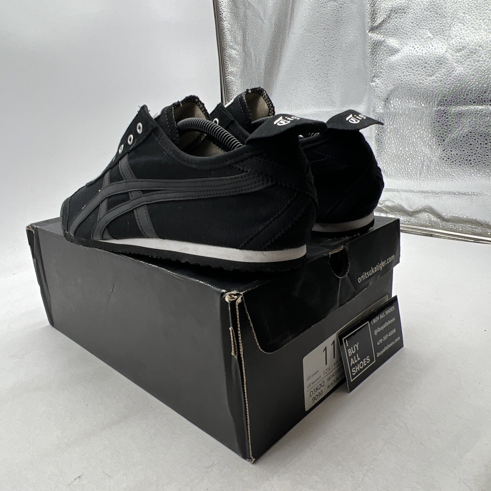 Size 11 - Onitsuka Tiger Mexico 66 Slip-On Trainers (D3K0Q-9090)
