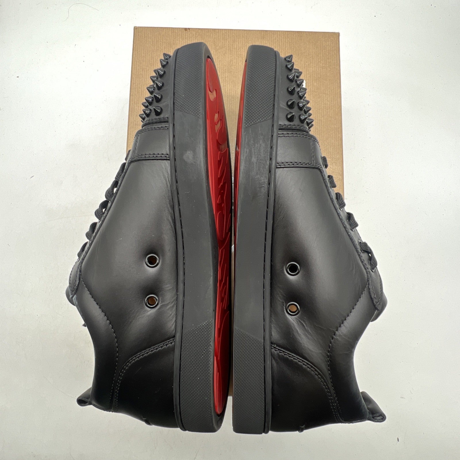 Size 43 -Christian Louboutin Black Leather Louis Junior Spikes Low Top Sneakers