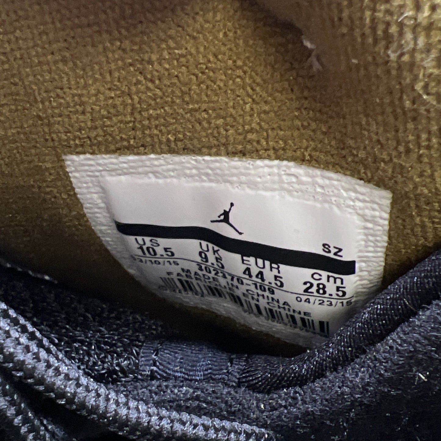 Size 10.5 - Air Jordan 9 Retro Statue (302370-109)