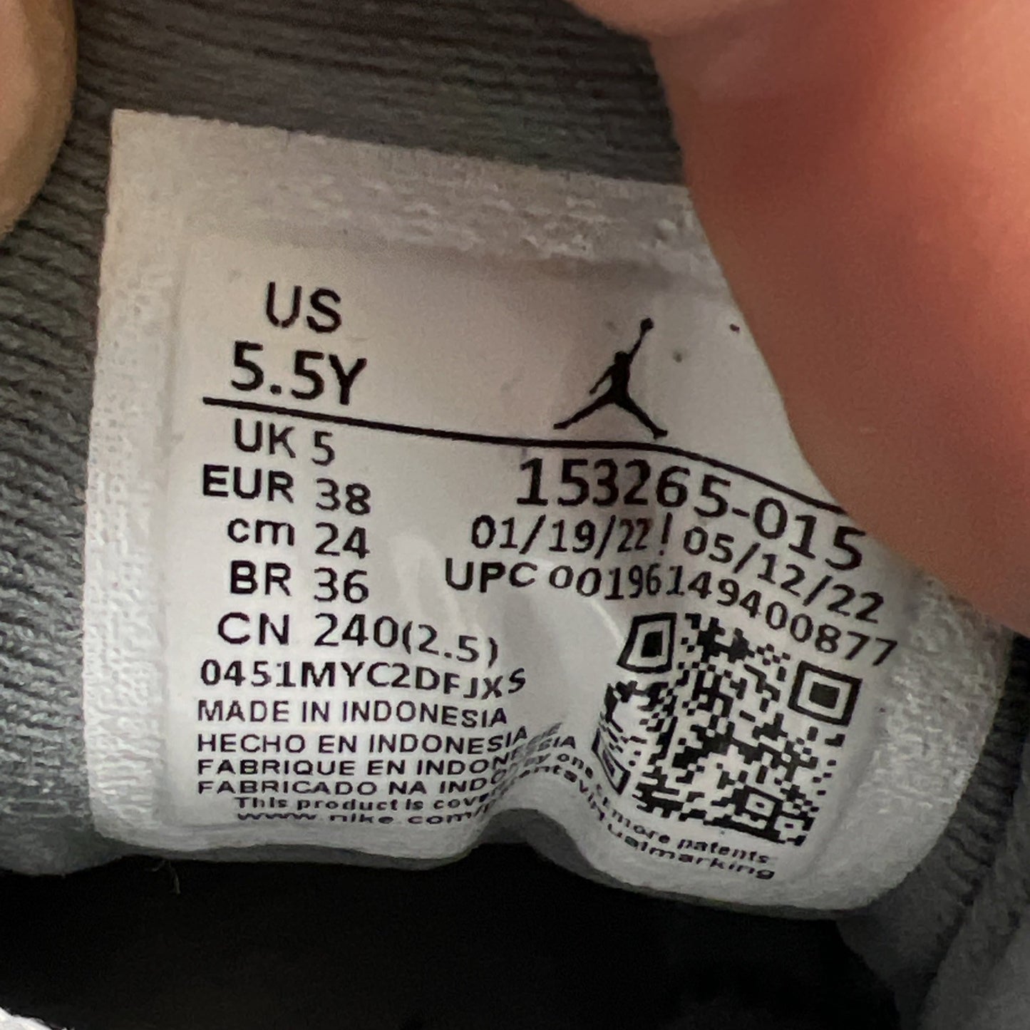 Size 5.5 - Air Jordan 12 Stealth 2022 (153265-015)