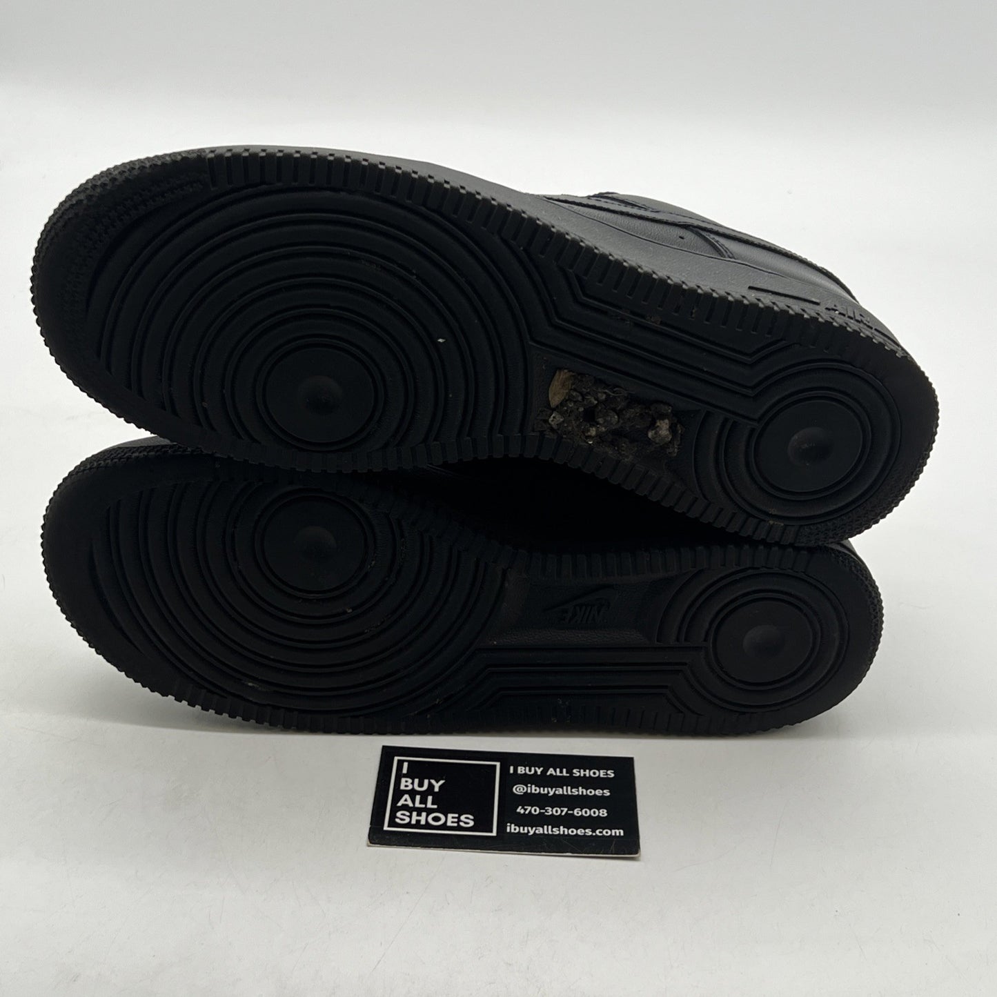 Size 9 - Nike Air Force 1 '07 Low Triple Black (CW2288-001)