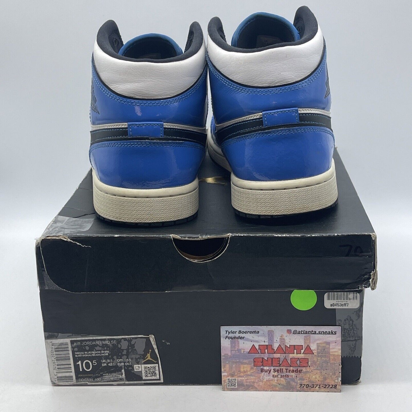 Size 10.5 - Air Jordan 1 SE Mid Signal Blue White Black Leather (DD6834-402)