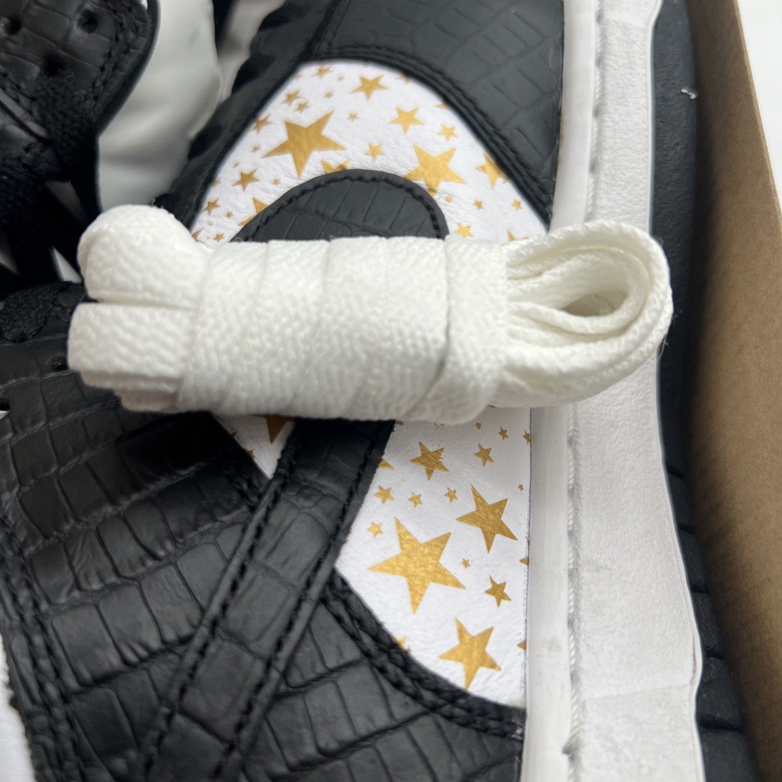 Size 12 - Nike SB Dunk Low Supreme Stars Black 2021 (DH3228-102)