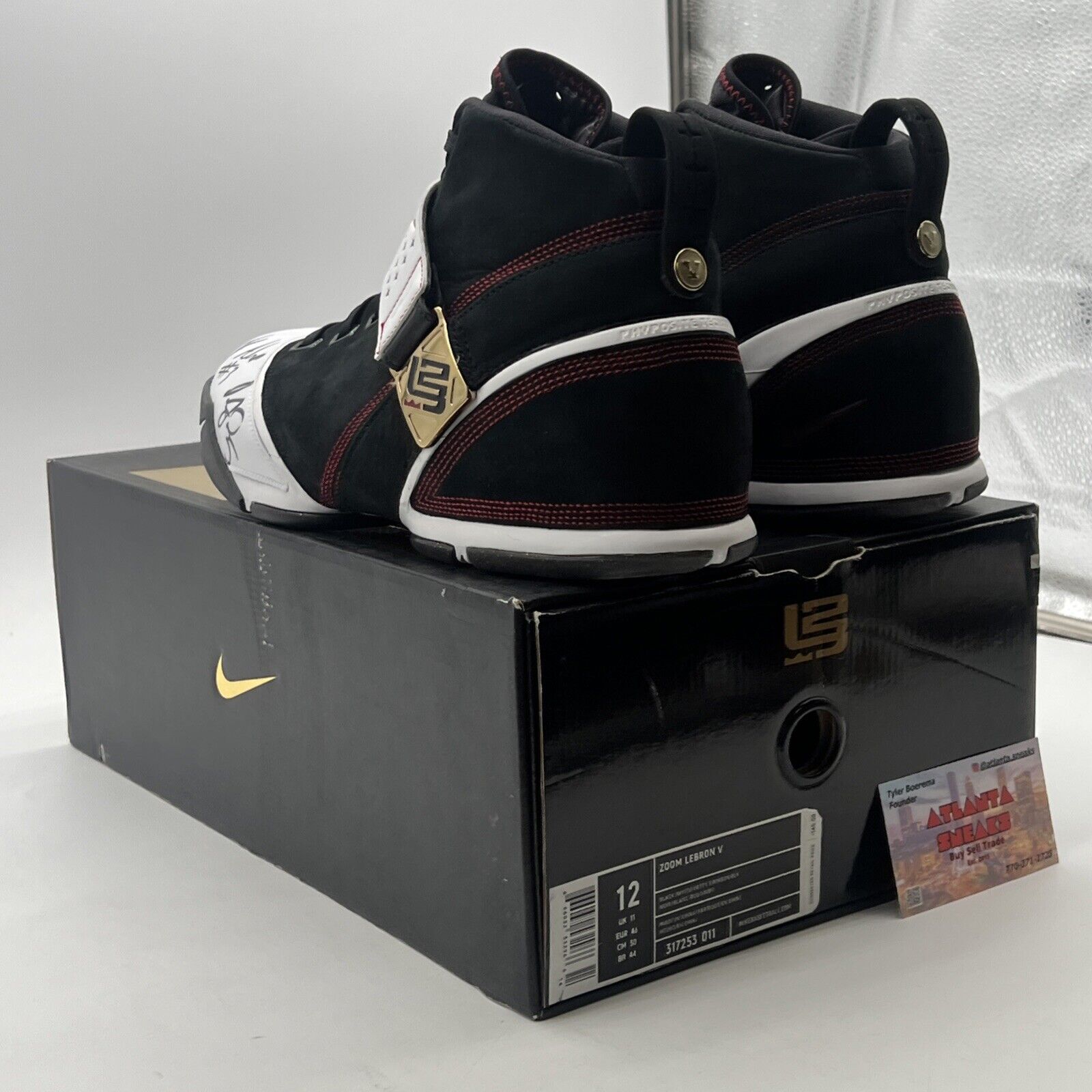 Size 12 - Nike Zoom LeBron 5 Fearless (317253-011) Signed