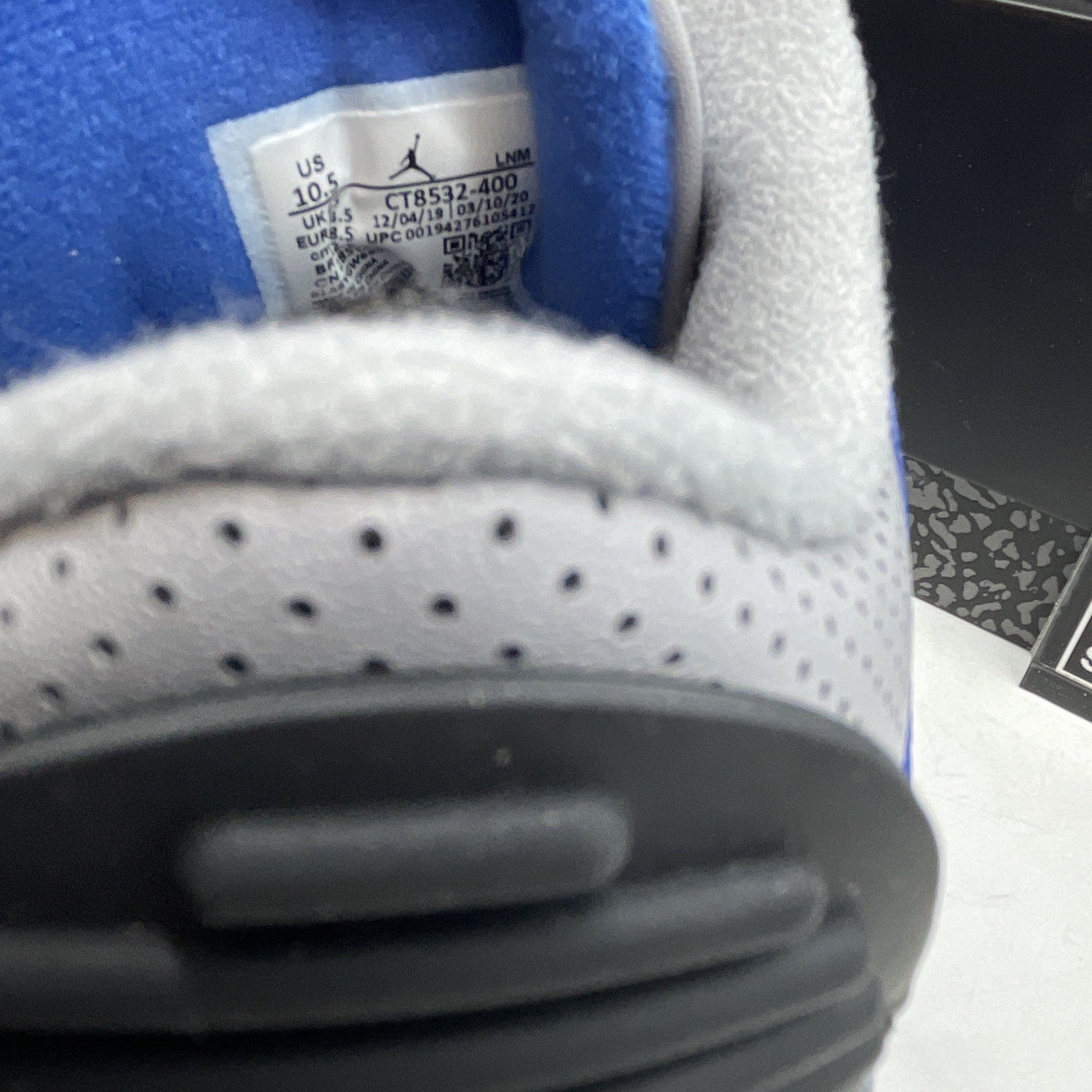 Size 10.5 - Air Jordan 3 Retro Varsity Royal 2020 (CT8532-400)