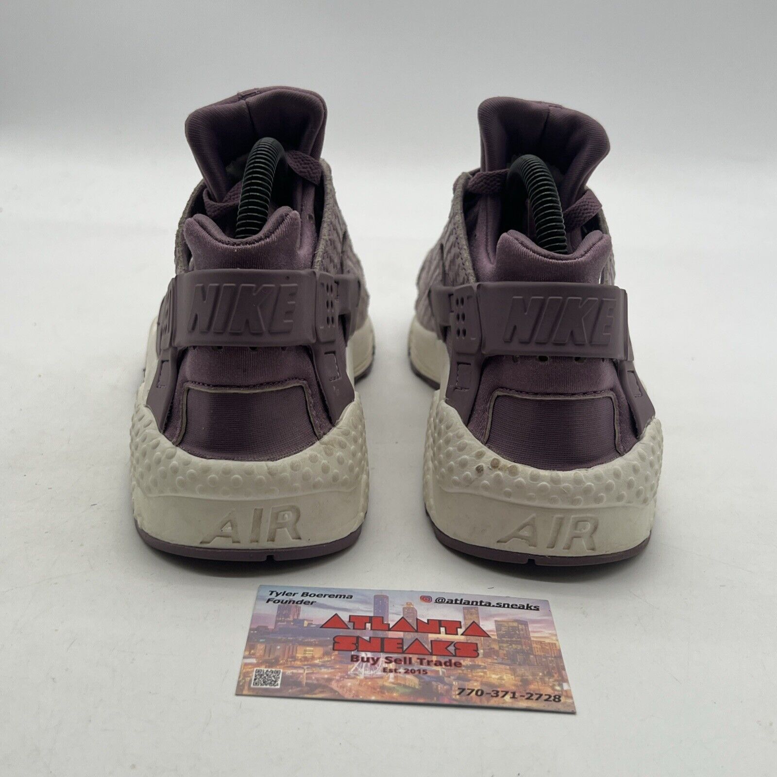 Size 8.5 - Nike Huarache Run Premium Violet Dust W (683818-500)