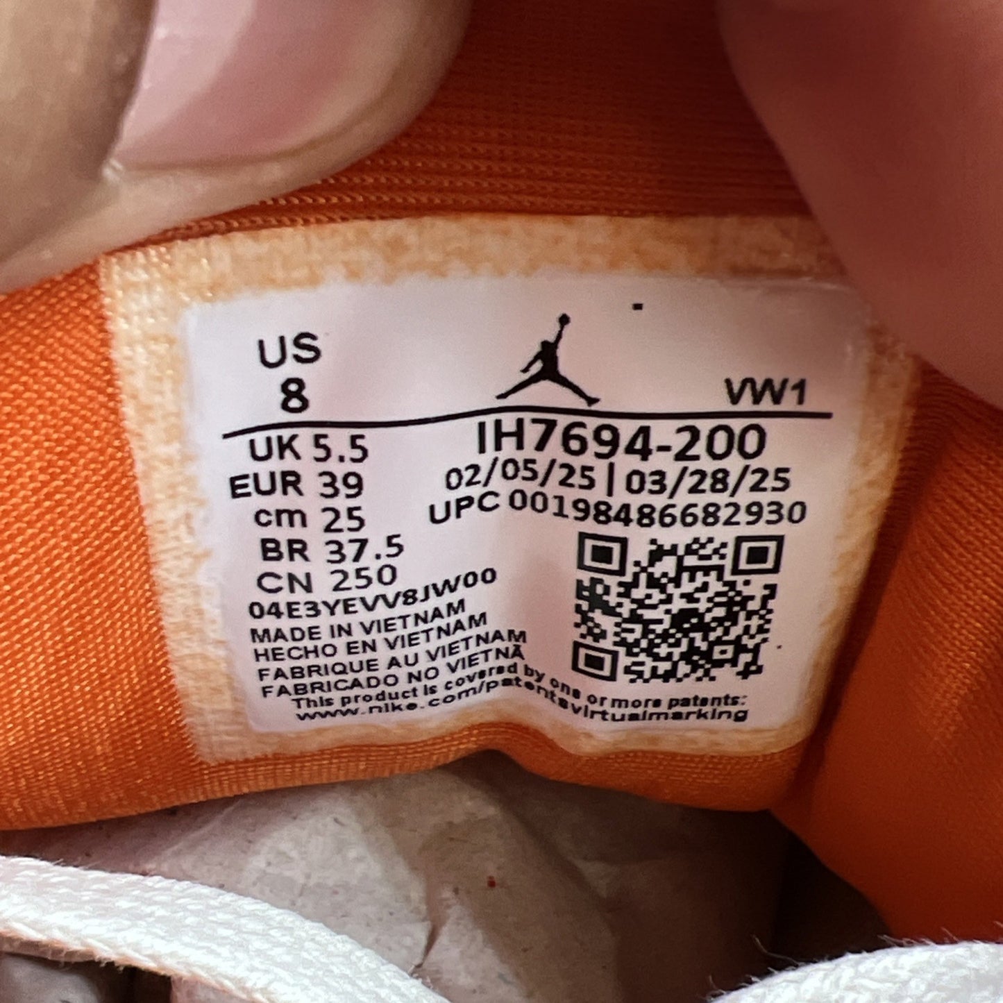 Size 8 - Air Jordan 3 Retro TEX Starfish W (IH7694-200)