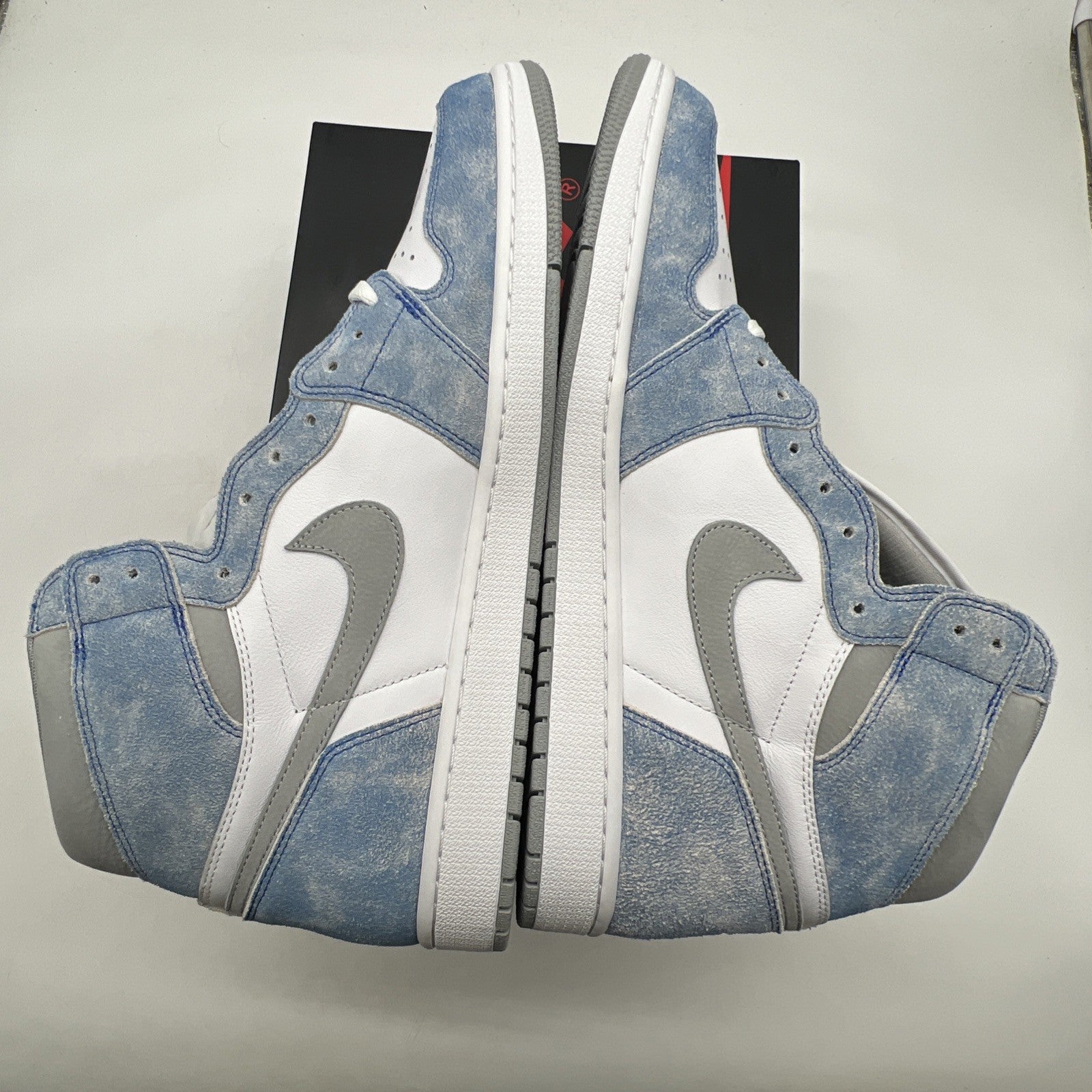 Size 15 - Air Jordan 1 Retro OG High Hyper Royal (555088-402)