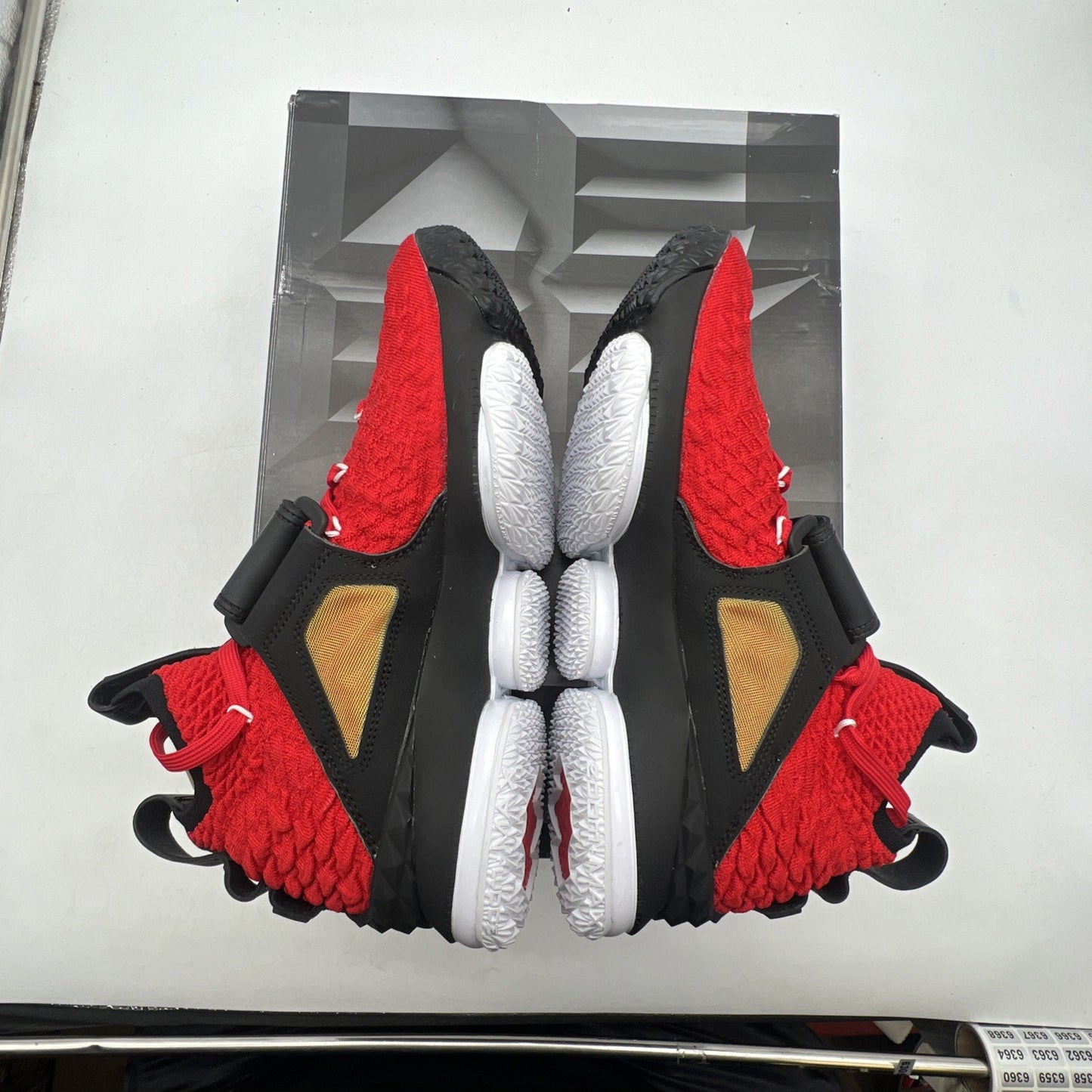Size 9 - Nike LeBron 15 PE Red Diamond Turf (AO9144-600)