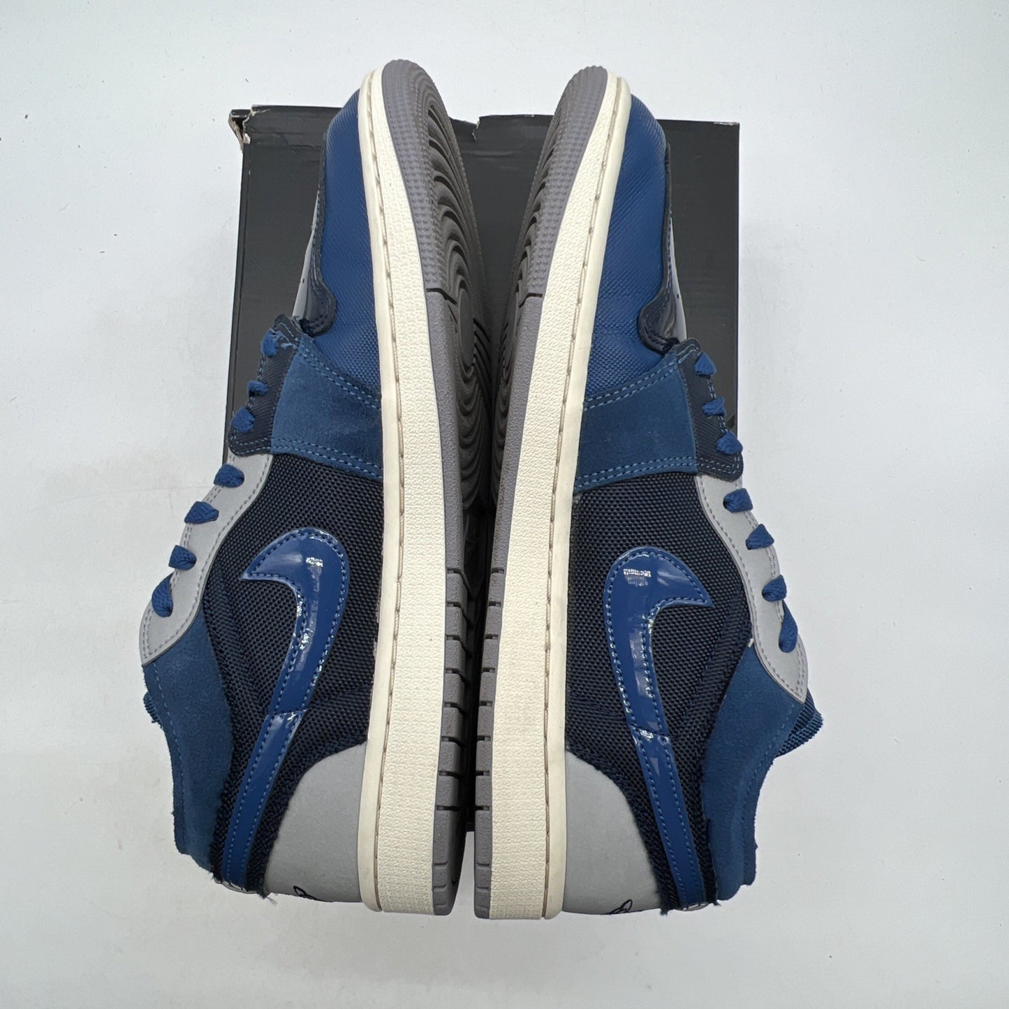 Size 10 - Air Jordan 1 Low SE Craft Inside Out - Obsidian (DR8867-400)