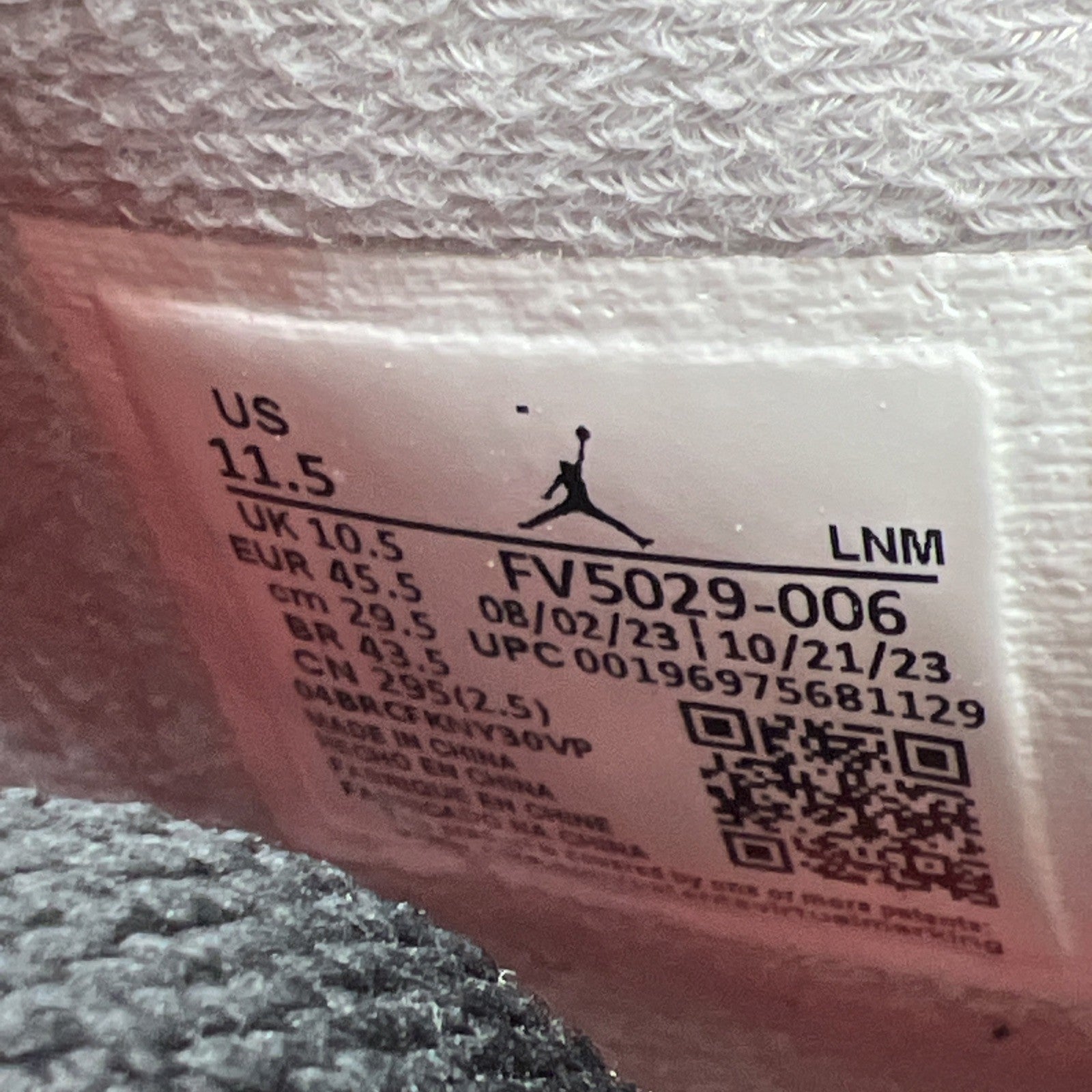 Size 11.5 - Air Jordan 4 Retro Bred Reimagined (FV5029-006)