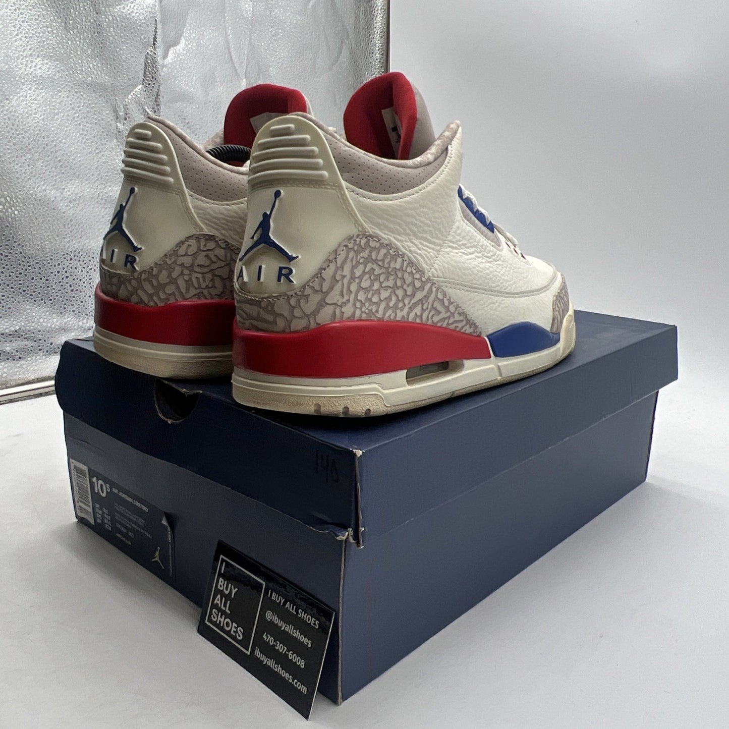 Size 10.5 - Air Jordan 3 Retro International Flight (136064-140)