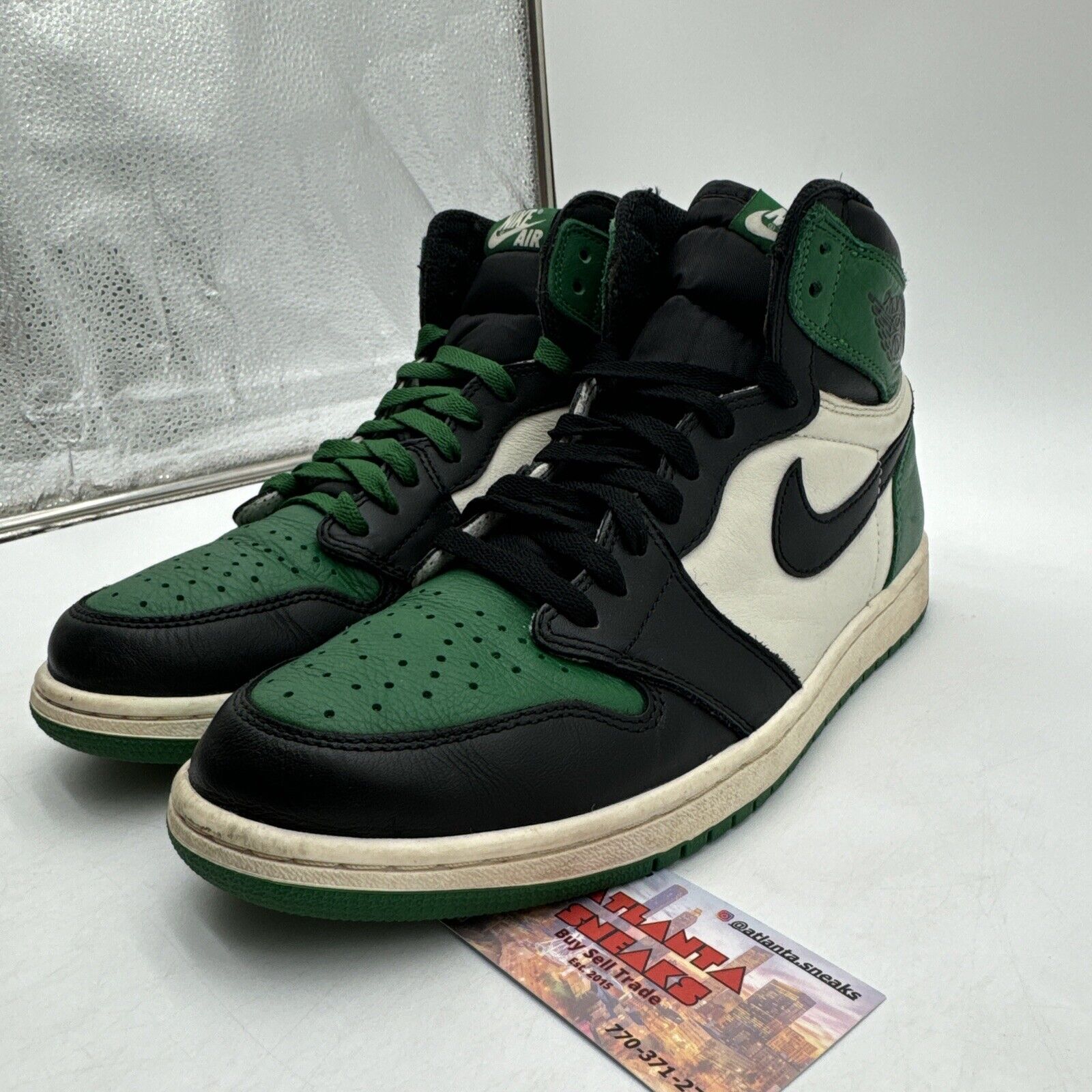 Size 10.5 - Jordan 1 Retro High OG Pine Green 2018 Cream White Leather Tumbled