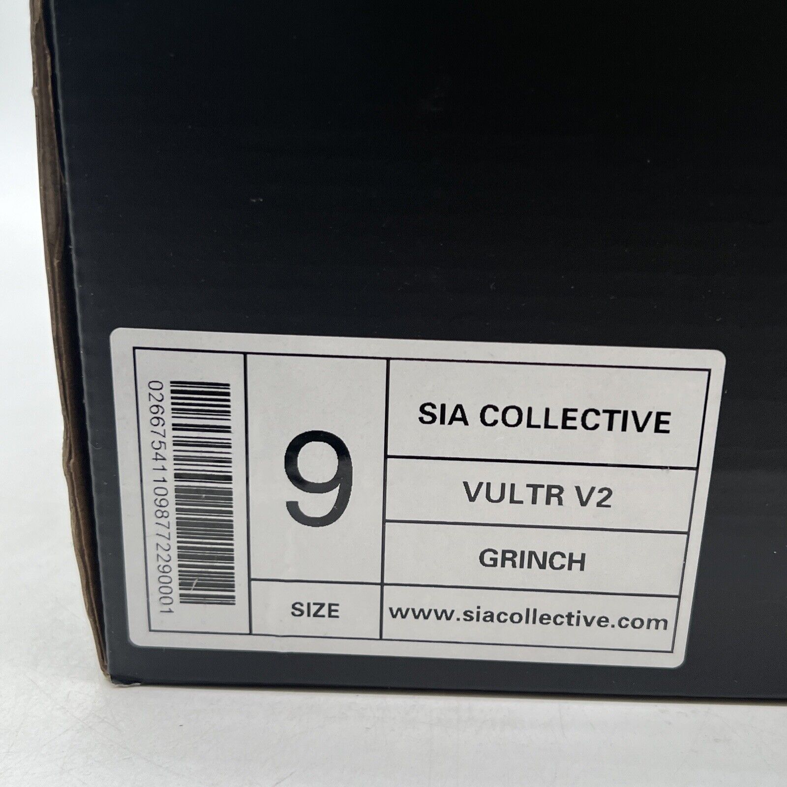 Size 9 - Sia Collective V2 "Grinch”