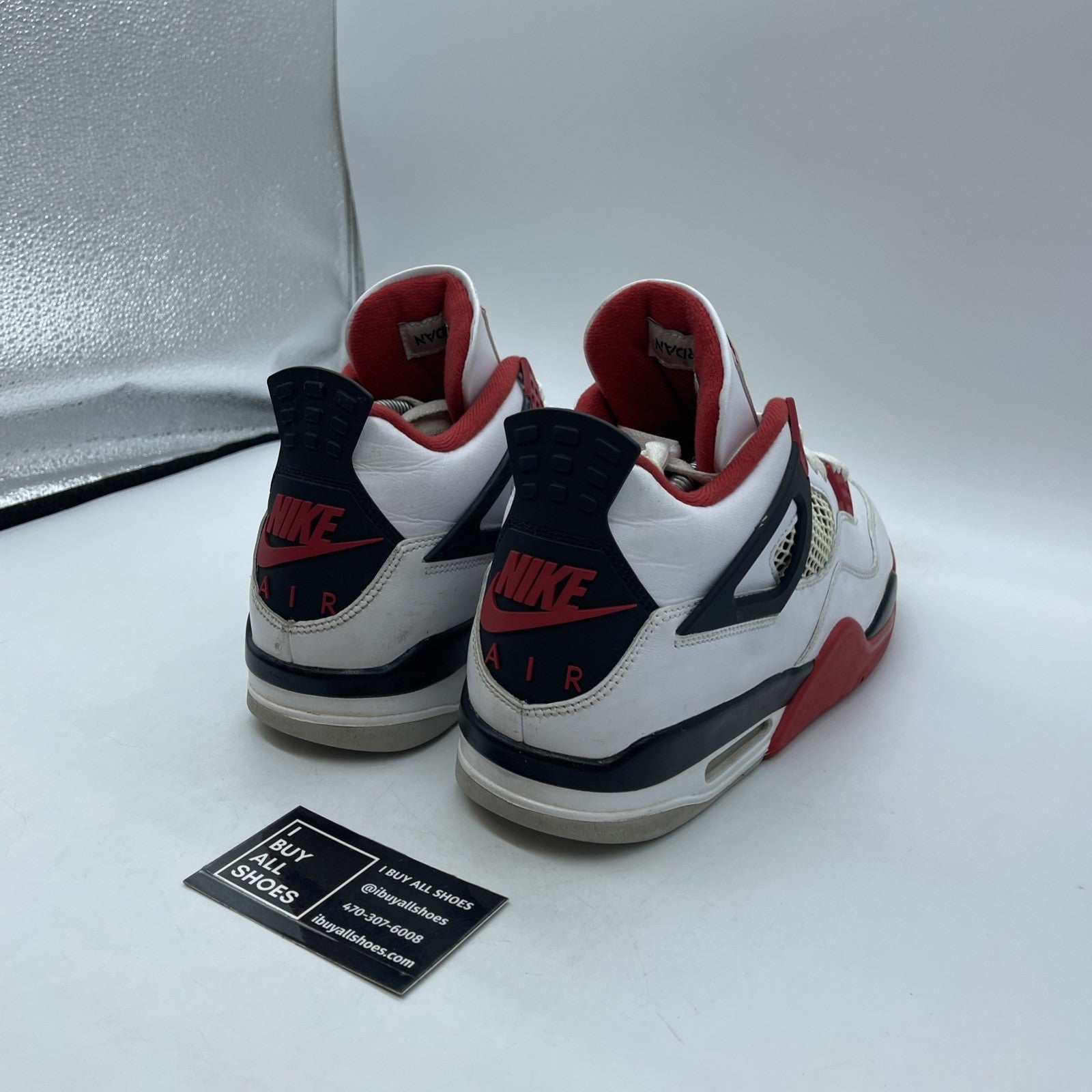 Size 10.5 - Jordan 4 Retro OG Mid Fire Red Black Leather (DC7770-160)