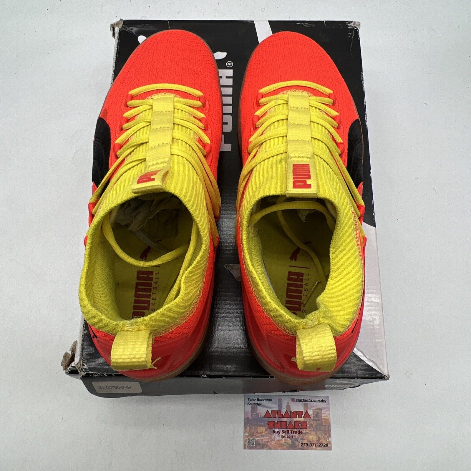 Size 10 - PUMA Clyde Court Disrupt Yellow Black (191715-02)