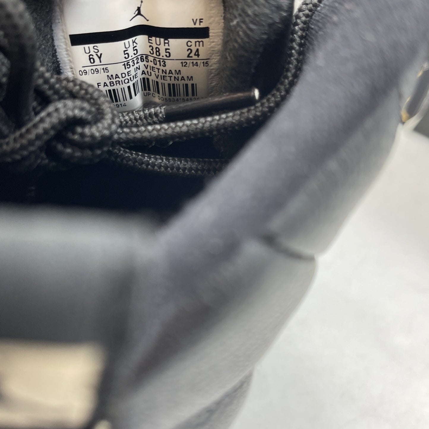 Size 6Y - Air Jordan 12 Retro The Master (153265-013)