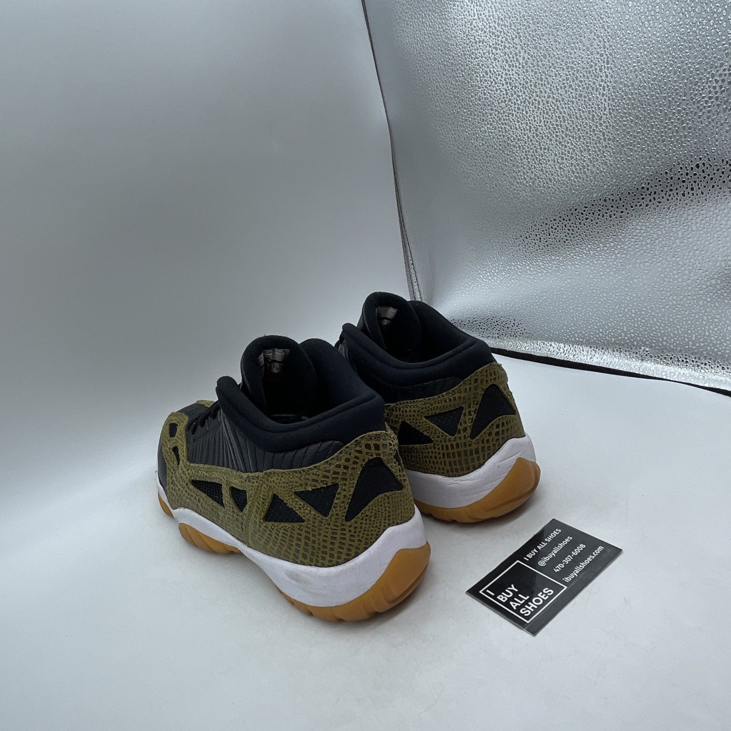 Size 14 - Air Jordan 11 IE Low Croc (306008-013)