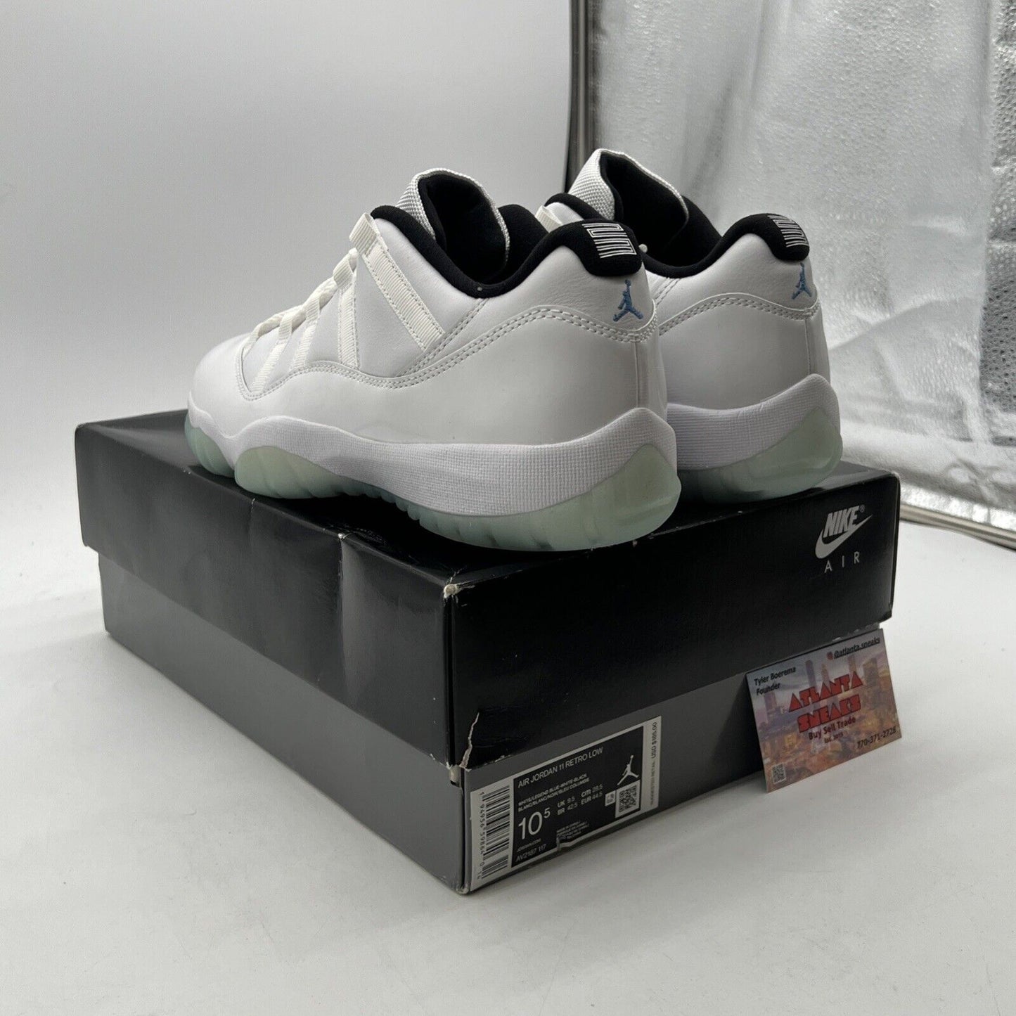 Size 10.5 - Air Jordan 11 Retro Low Legend Blue (AV2187-117)