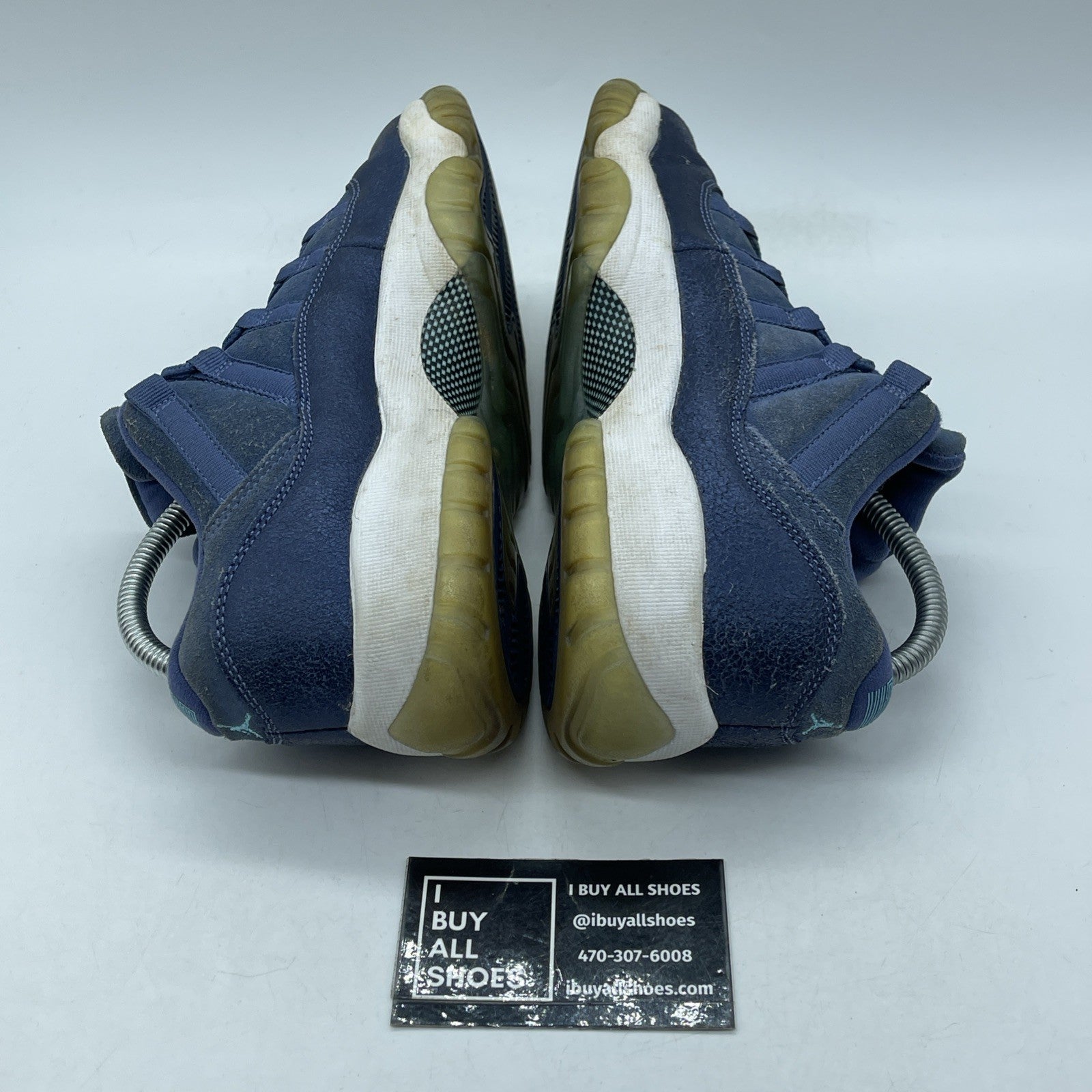 Size 6.5Y (GS) - Jordan 11 Retro Mid Blue Moon Suede (580521-408)