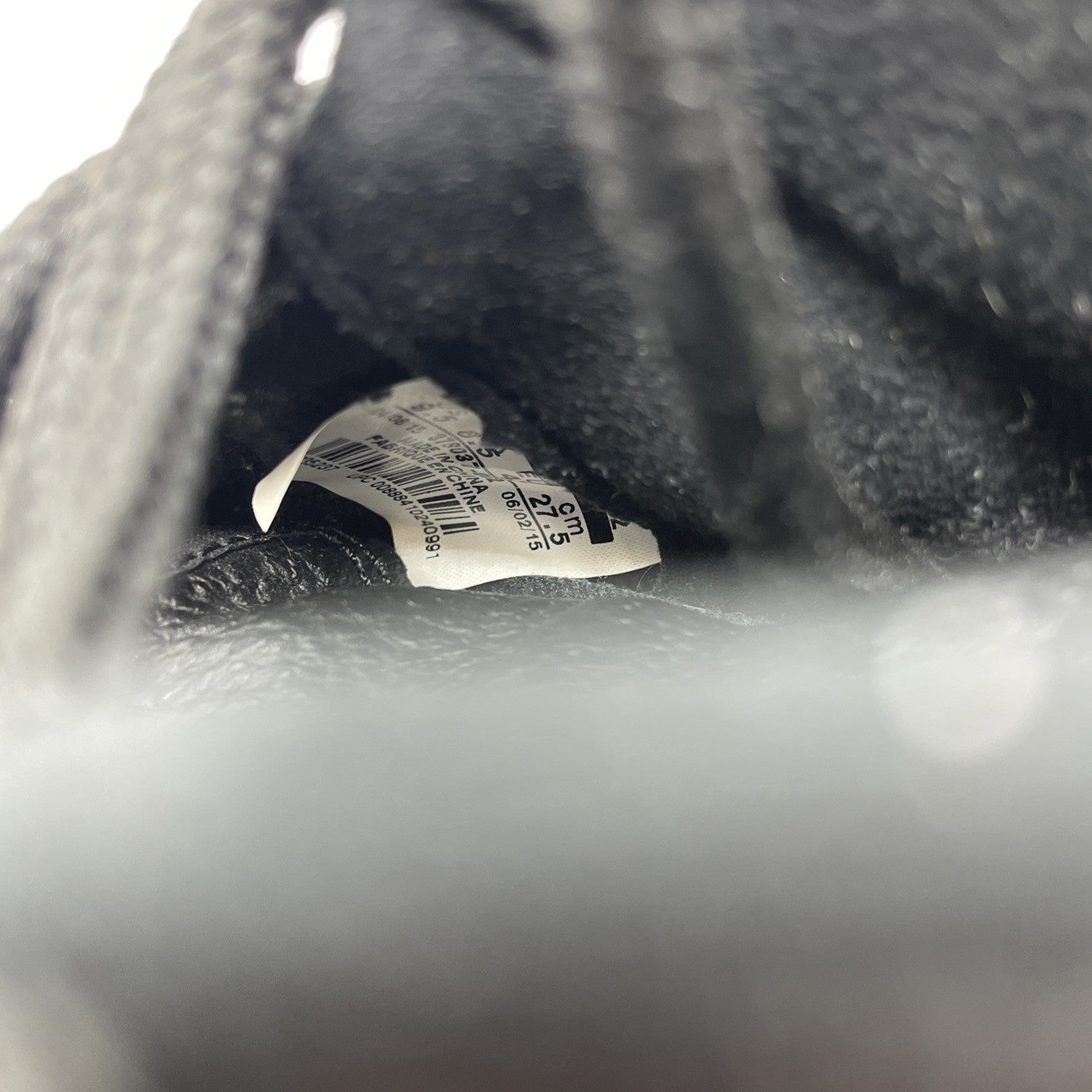 Size 9.5 -  Air Jordan 11 Retro 72-10 2015 (378037-002)