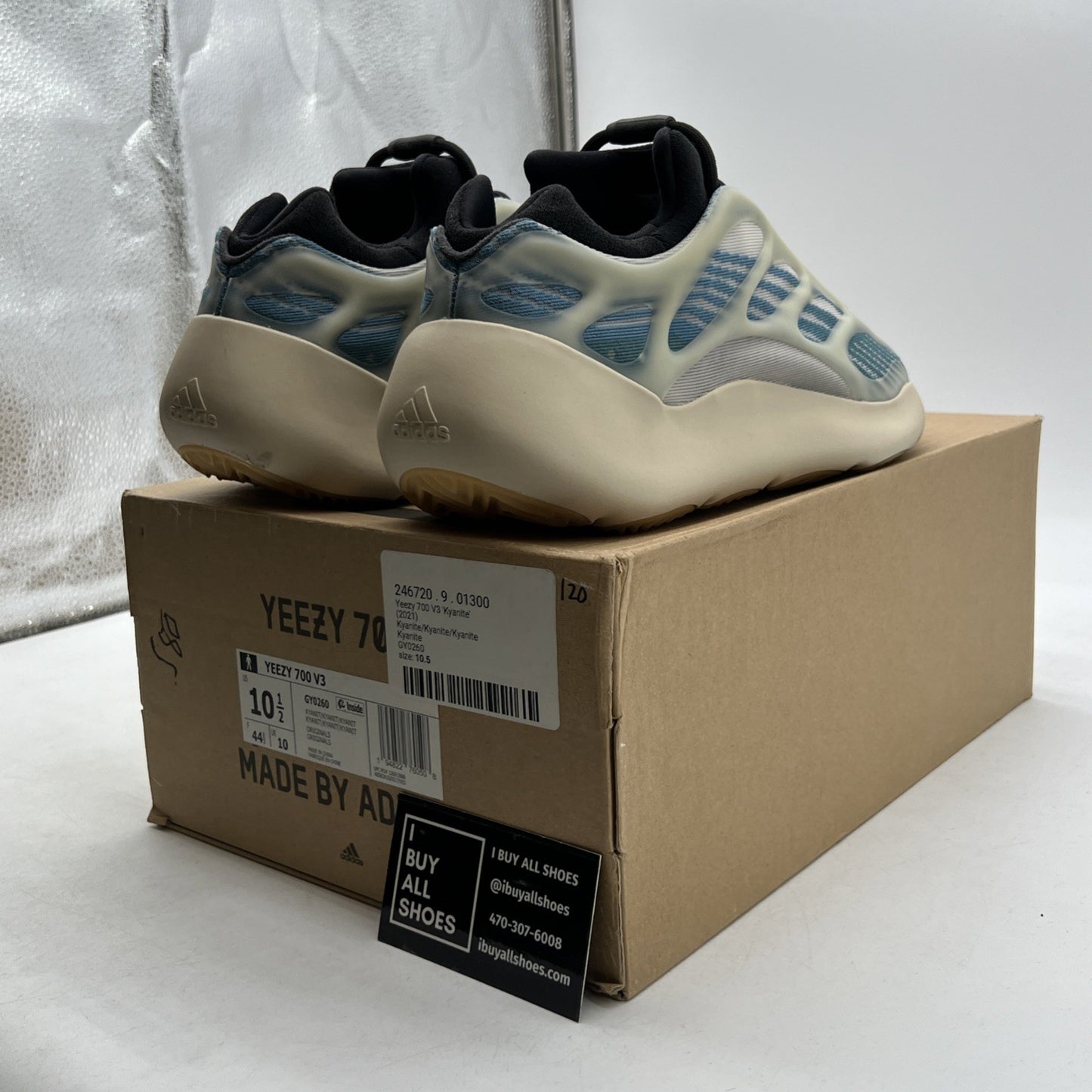 Size 10.5 - adidas Yeezy 700 V3 Kyanite (GY0260)