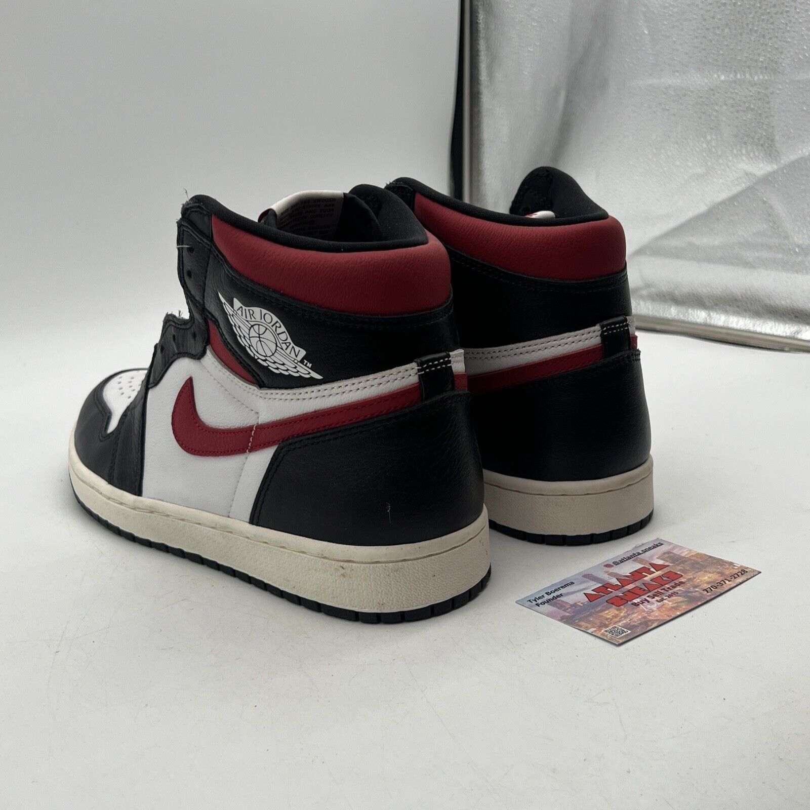 Size 9.5 - Jordan 1 Retro High OG Gym Red 2019 Black White Red (555088-061)